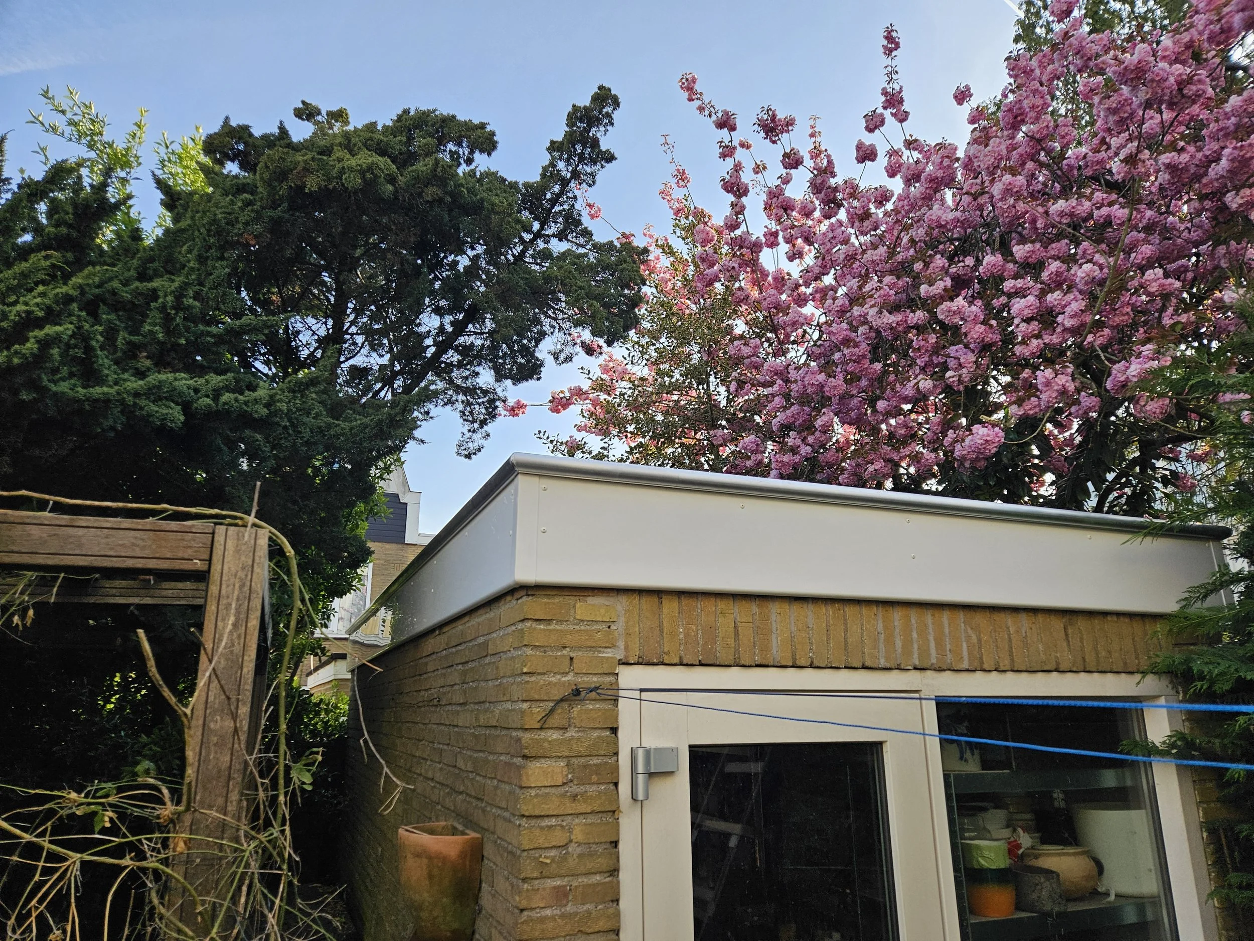 Een mooi nieuw dak, de eerste klus als zelfstandige