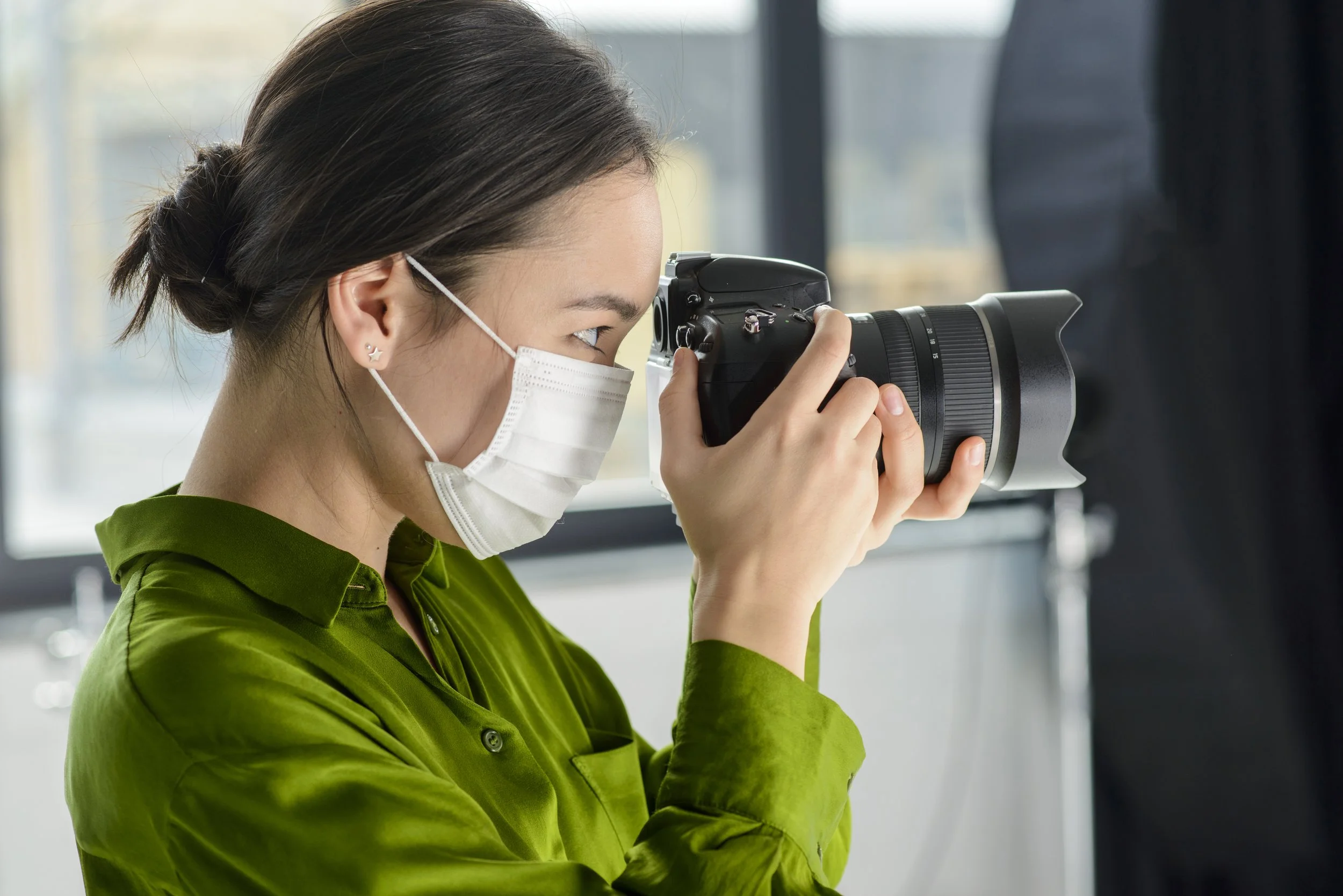 woman-photographer-wearing-mask.jpg