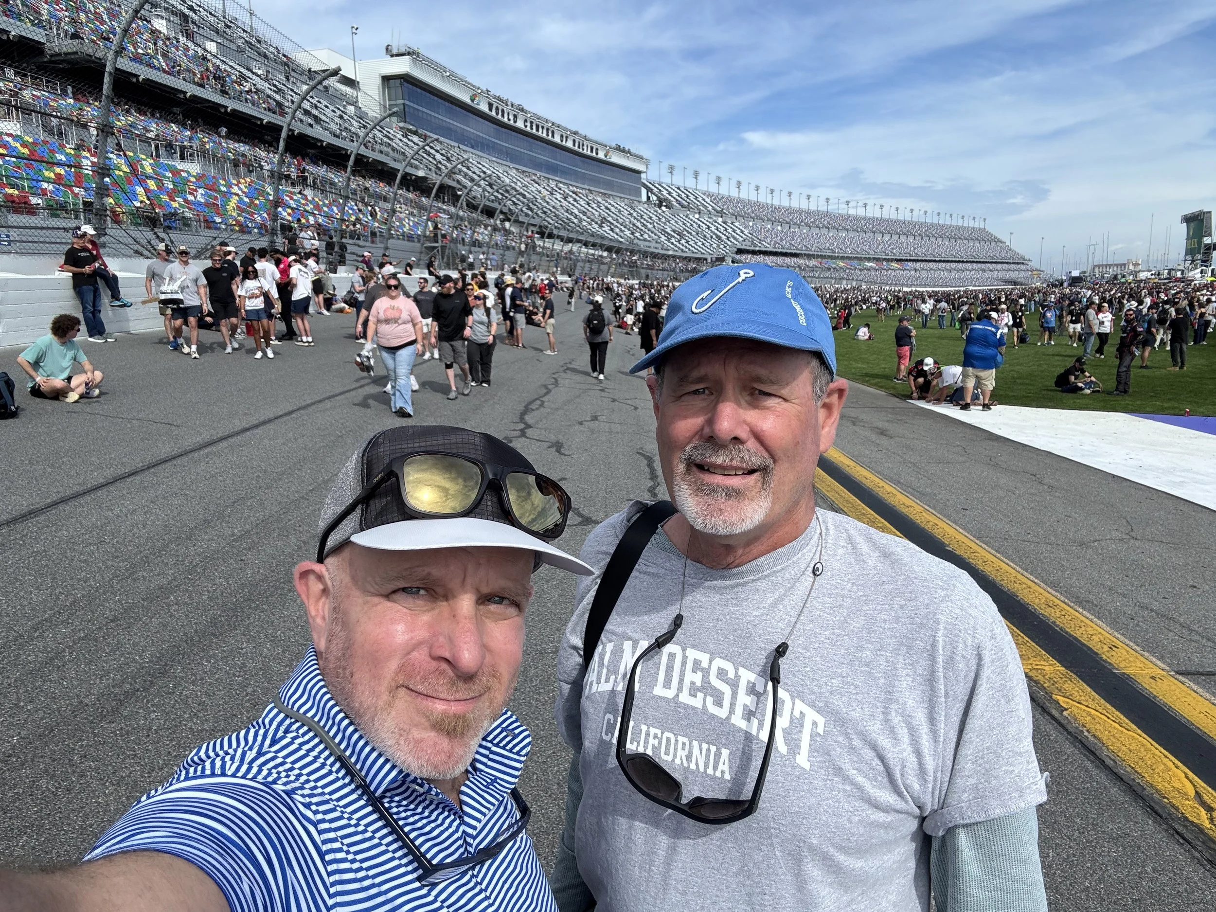 Jeff Swinger, Swingman Photo and Mark Morgan selfie at the 24 Hours at Daytona