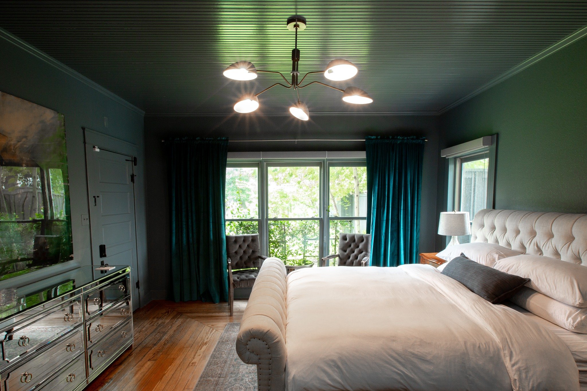 The Soul of Sophie&rsquo;s: The Eiband

Some rooms hold memories.
This one began with a dream.

Named for the Eiband family &mdash; original builders of this home and founders of the beloved Eiband &amp; Fischer General Mercantile in downtown New Bra