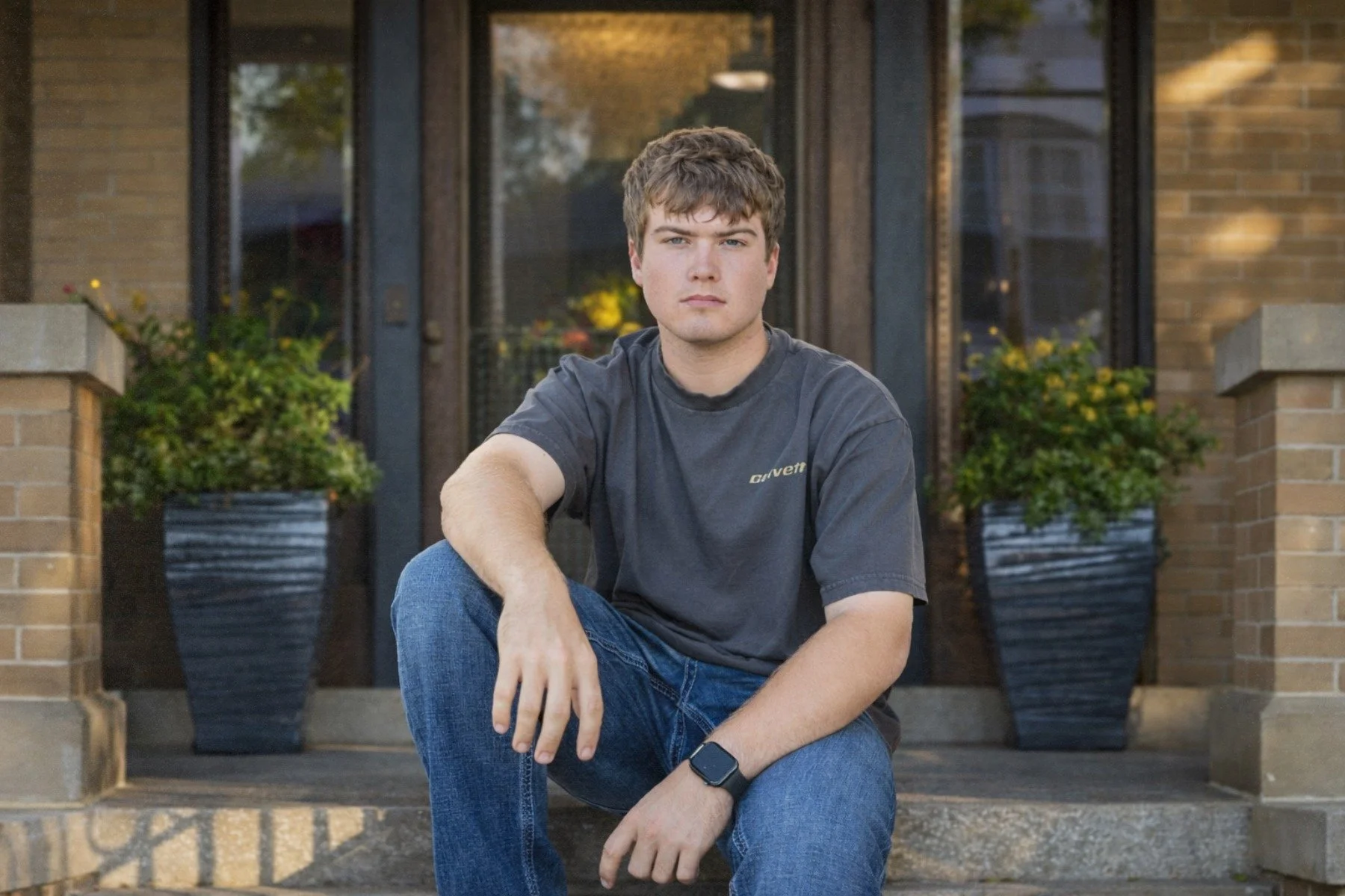 Not just for weddings 🤍 

If you&rsquo;re still needing graduation photos, Sophie&rsquo;s makes the perfect backdrop, inside, outside, and everywhere in between

Historic charm, layered textures, and spaces that photograph effortlessly. 

DM us for 