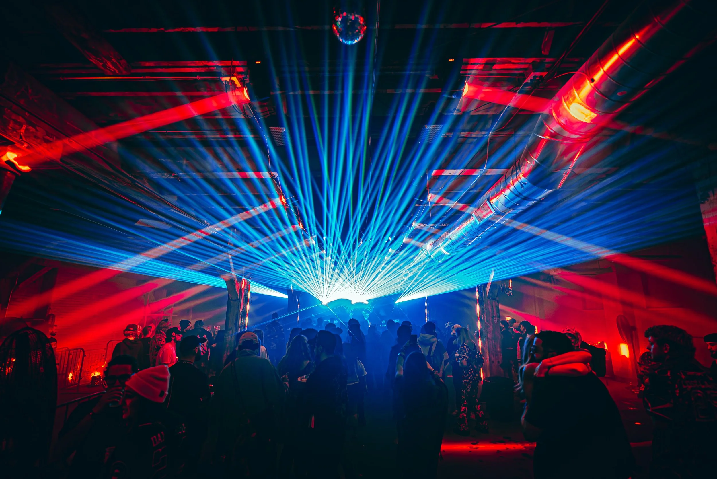 LATE NITE HIGH - November 22, 2025