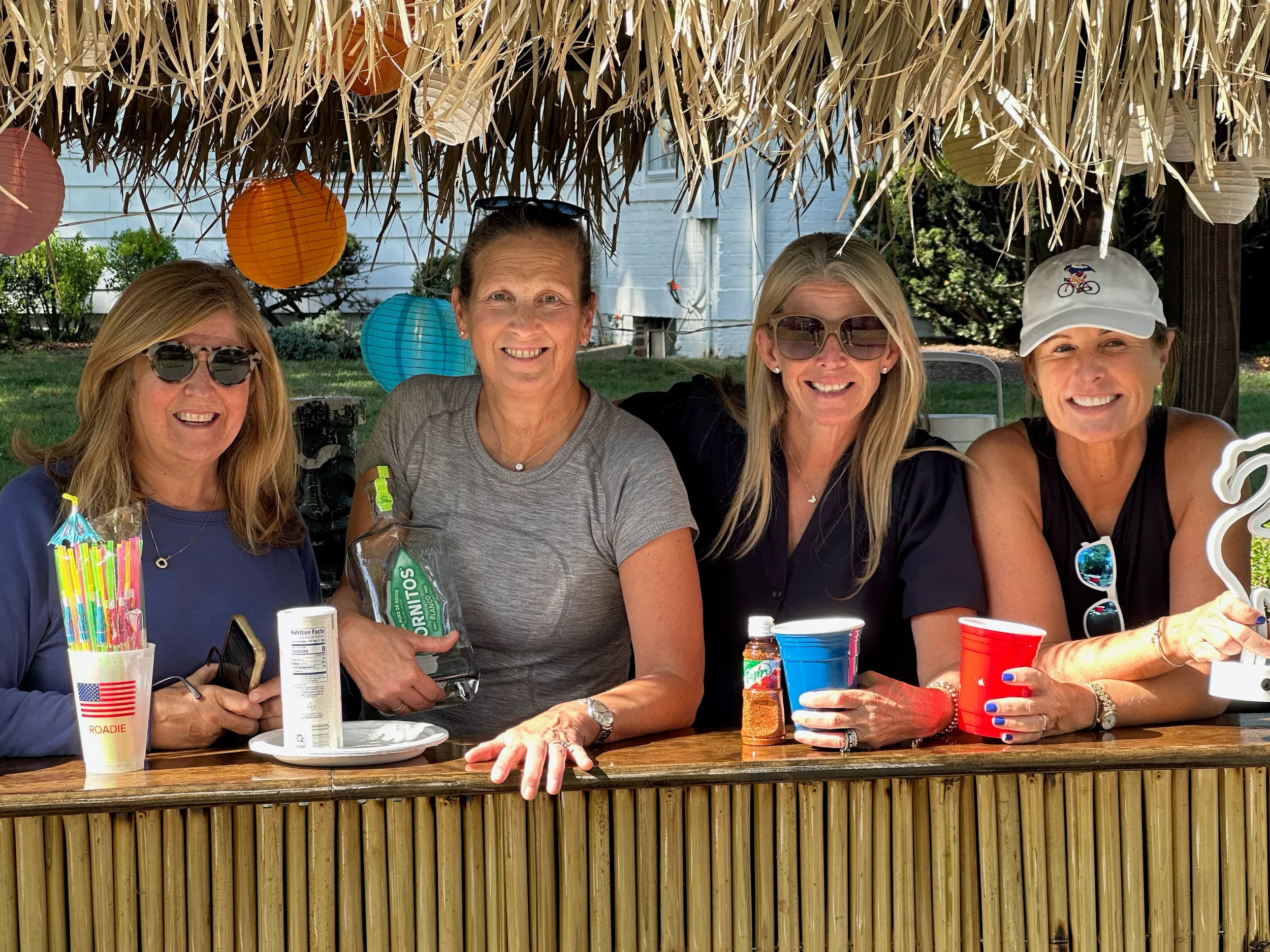 tiki-bar-photo-1.webp