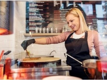 crepe-making-woman.jpg
