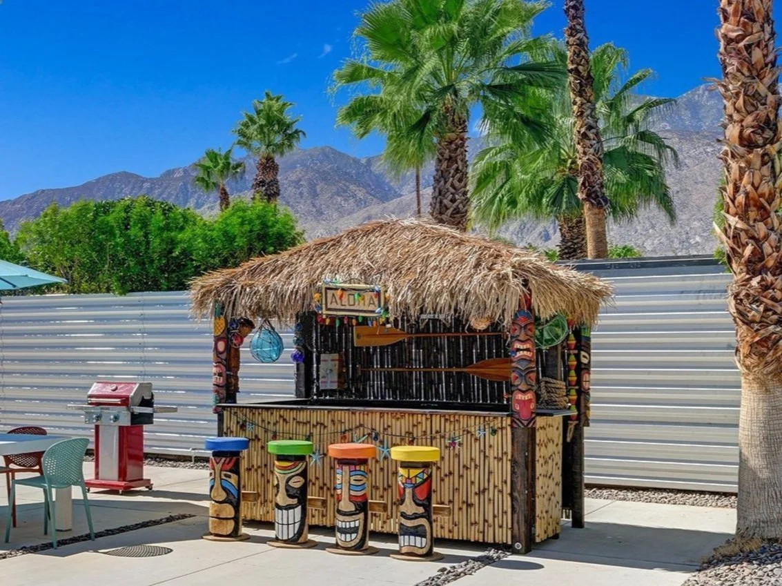 tiki-bar-rental-aloha-lounge-11.jpg