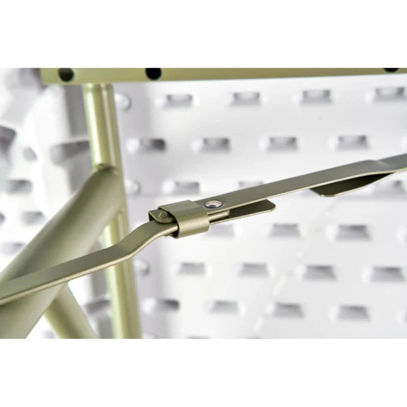 5-ft-round-locking-detail.jpeg