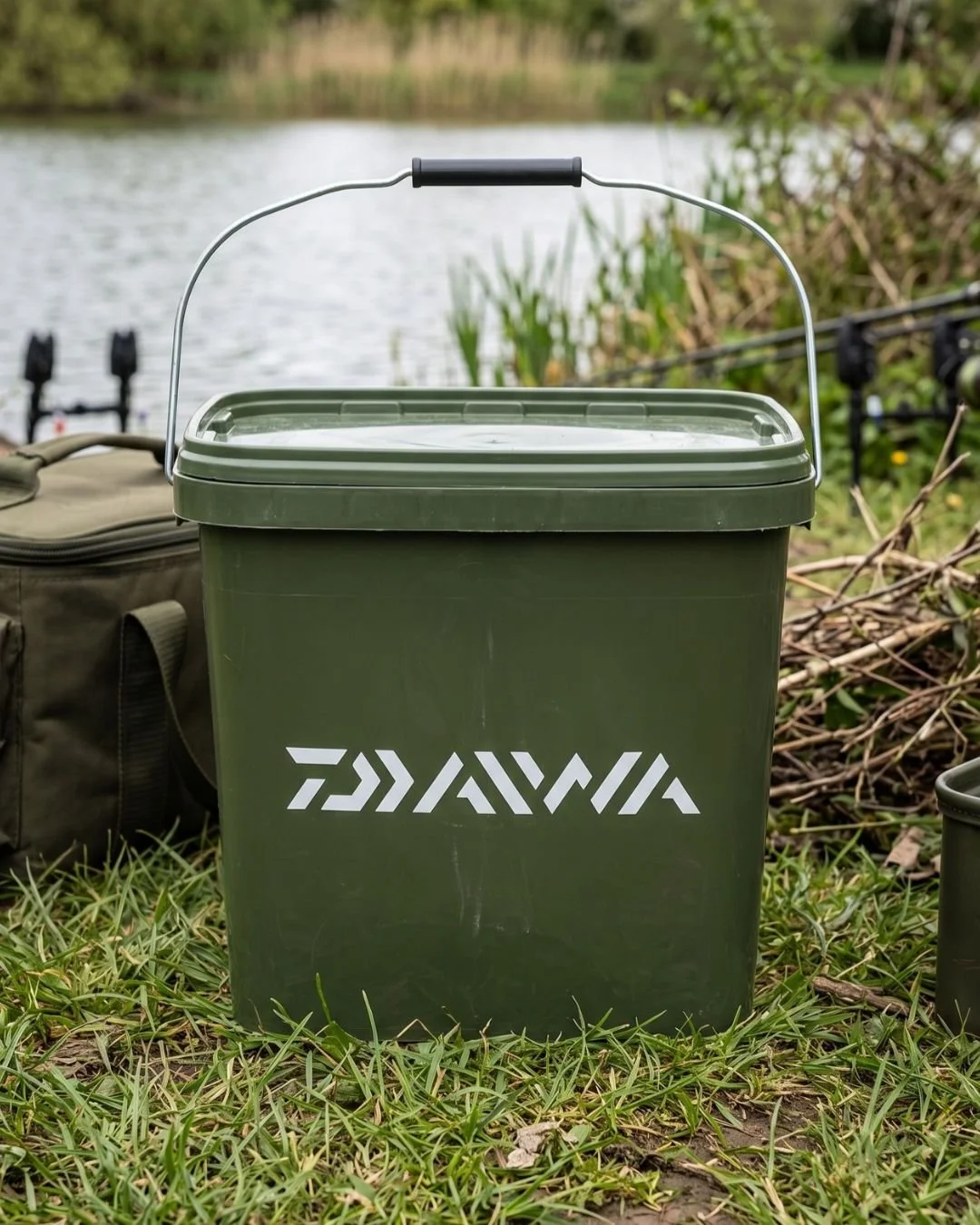 5 Daiwa Fishing Decals