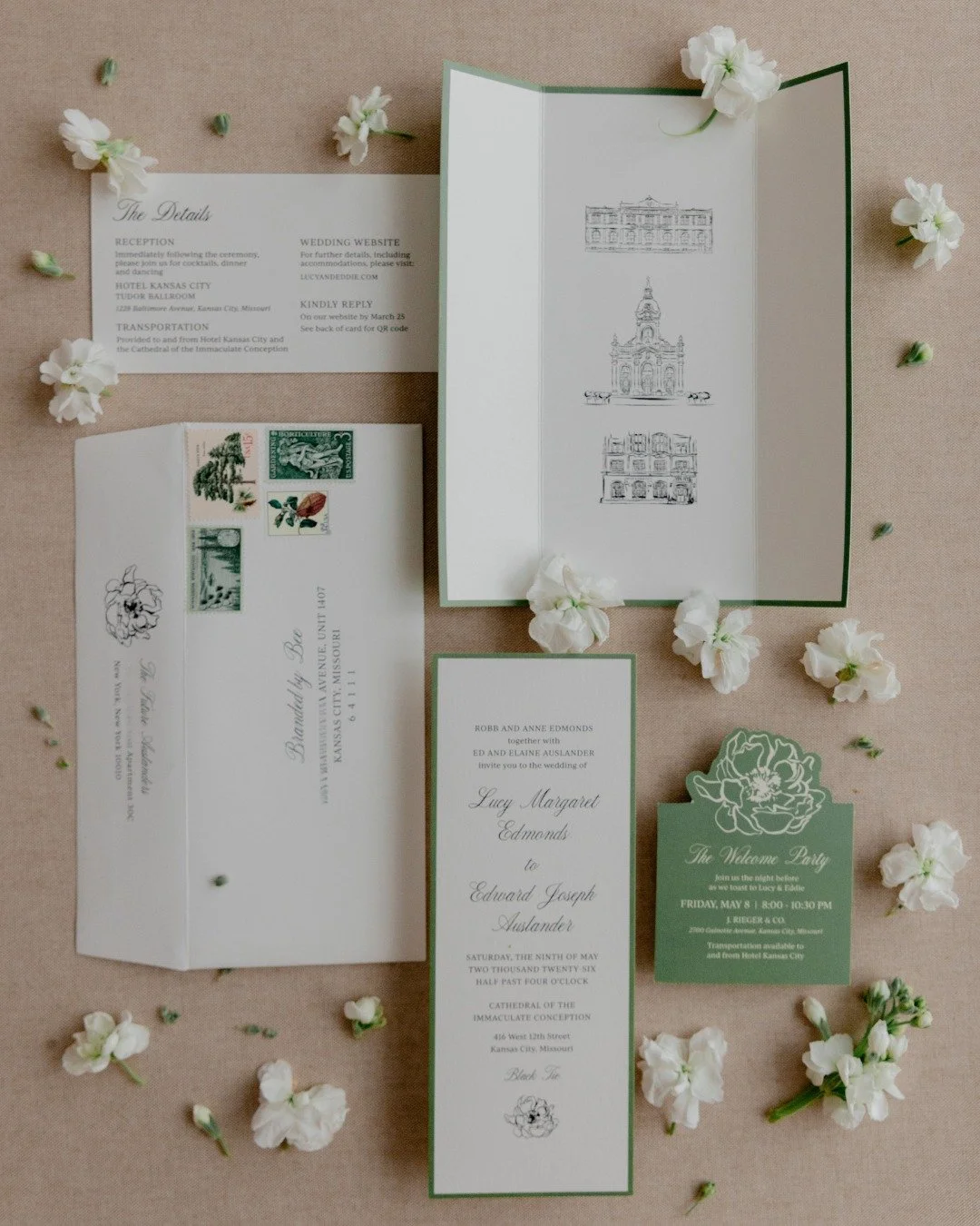 Classic elegance with just the right twist 💚 For Lucy &amp; Eddie // 05.08.26

I loooove that Lucy wanted to stray from the traditional A7 invitation size. Such a simple shift, but it made the whole suite feel uniquely theirs.

Planning &amp; Design