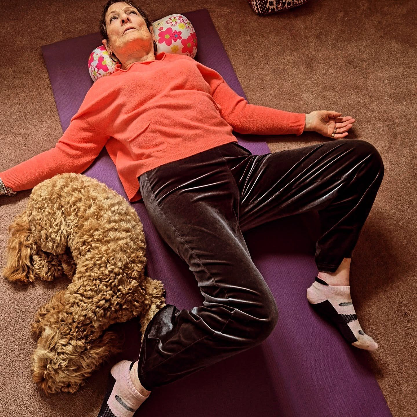 THERAPEUTIC yoga, post mastectomy.....with the support of all the dogs.

Here's my Mum, being guided to move so, so gently 4 months after her surgery. 

The biggest part of her practice right now, is the breathwork we do together. 

#yogaforpostop
#y