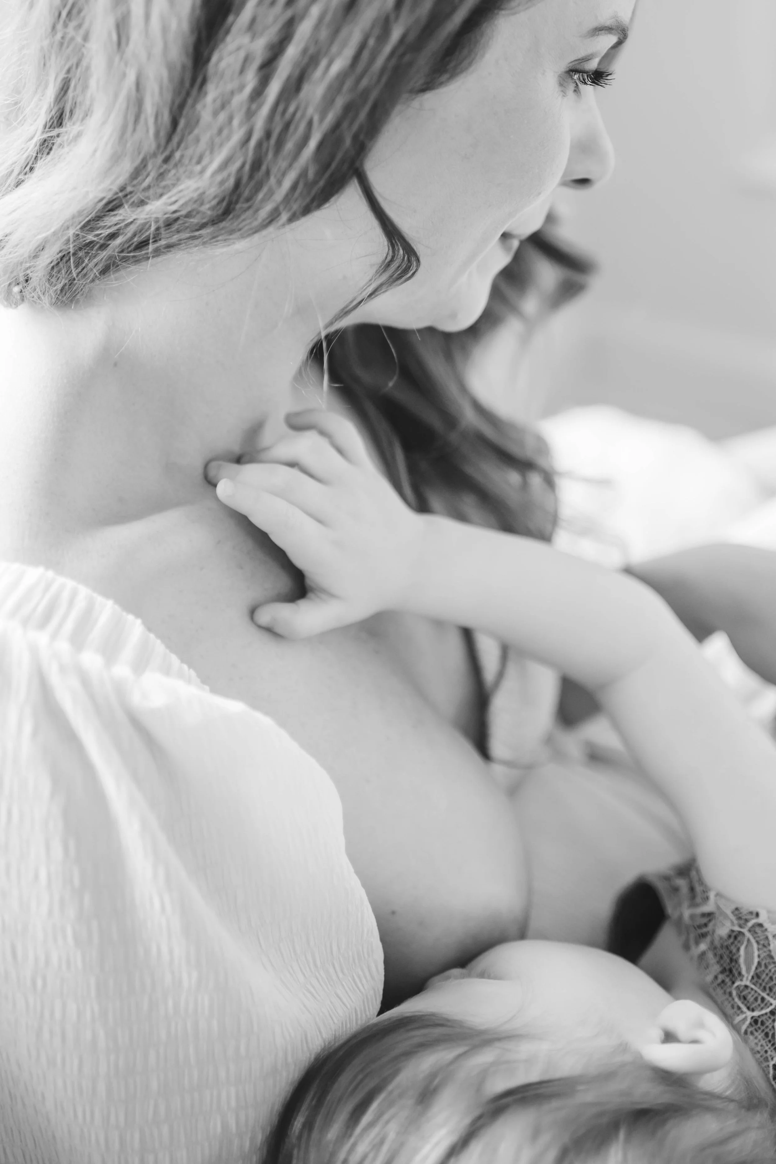 breastfeeding, lehmann mansion, chicagoland, family.jpg