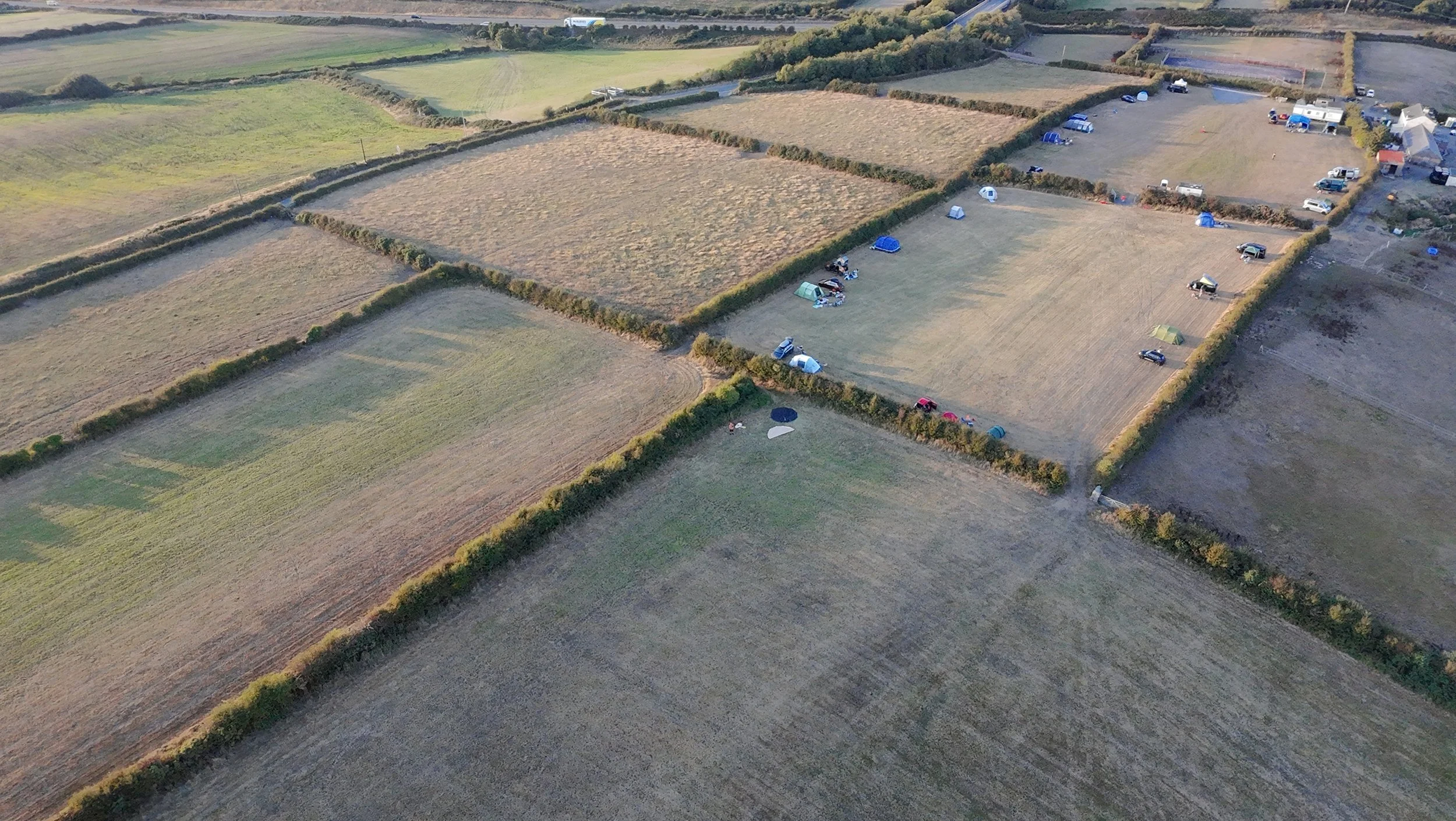 dji_fly_20260815_195330_0024_1786822520810_photo_beautify.jpg