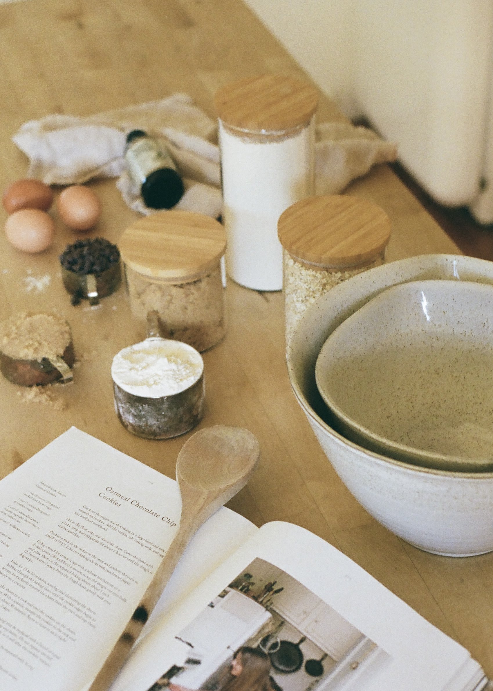 the kinfolk table oatmeal chocolate chip cookies 
