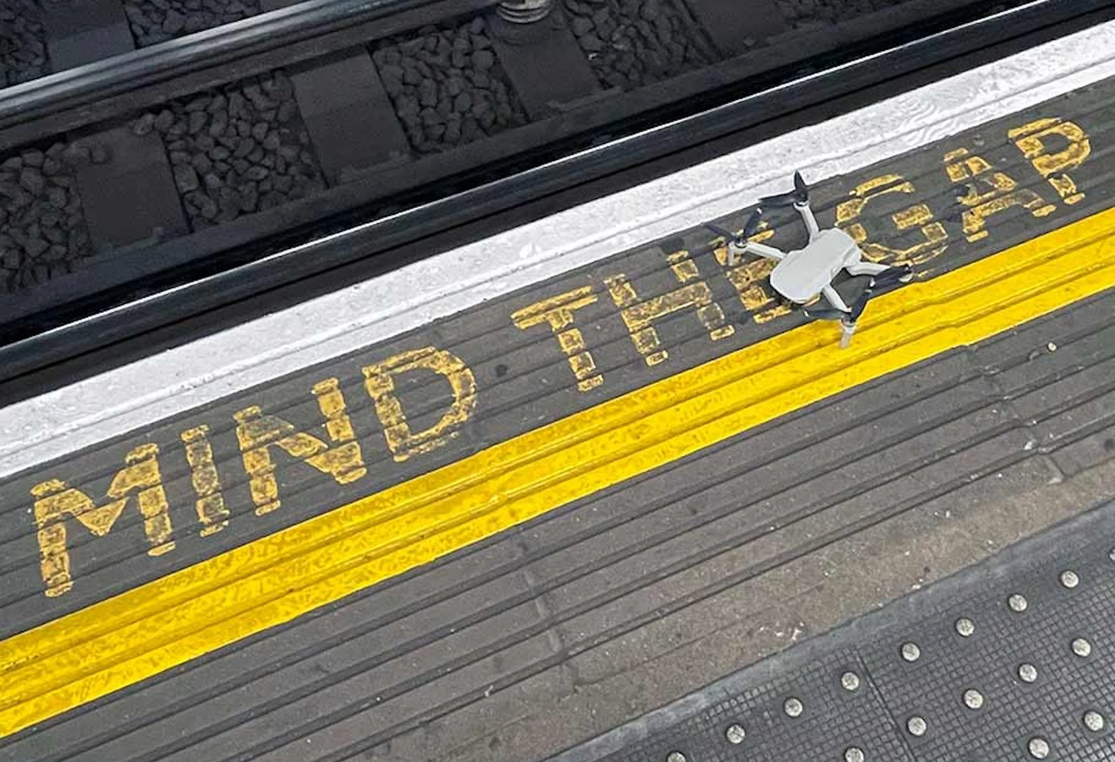 Should We Mind the Gap between U.S. and U.K. Small Drone Policy?