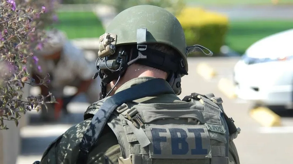 Yes, We Should Be Reporting the Location of Federal Agents in Our Communities