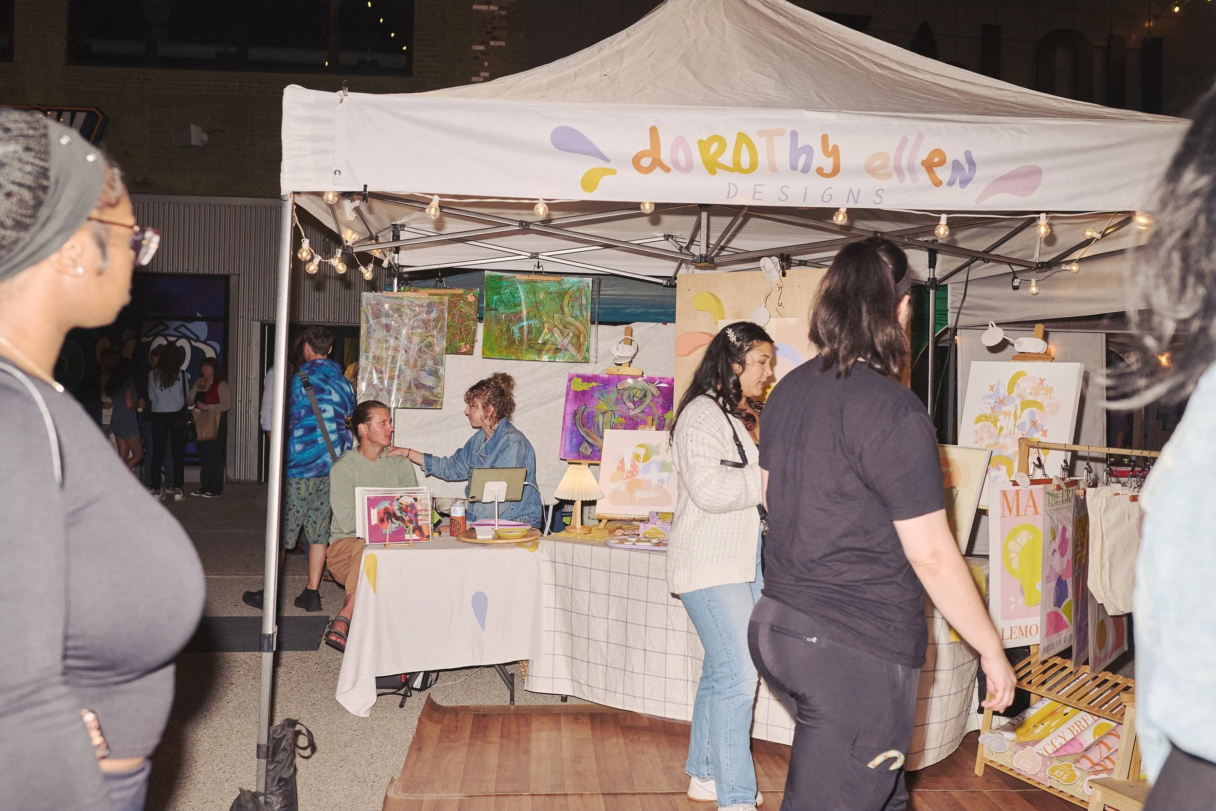 MAYSNIGHTMARKET_925_141.jpg