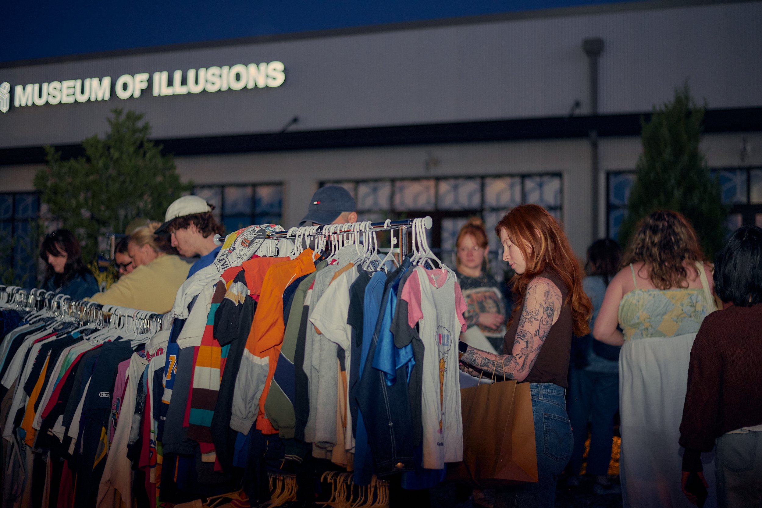 MAYSNIGHTMARKET_80.jpg