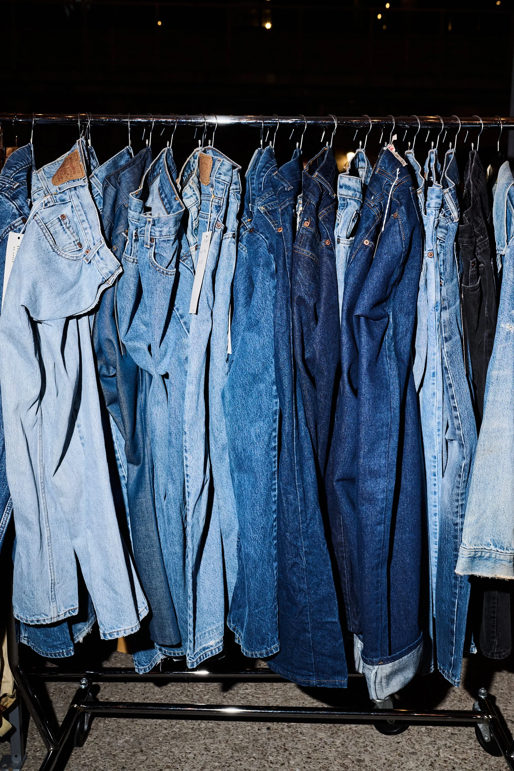 MAYSNIGHTMARKET_925_176.jpg