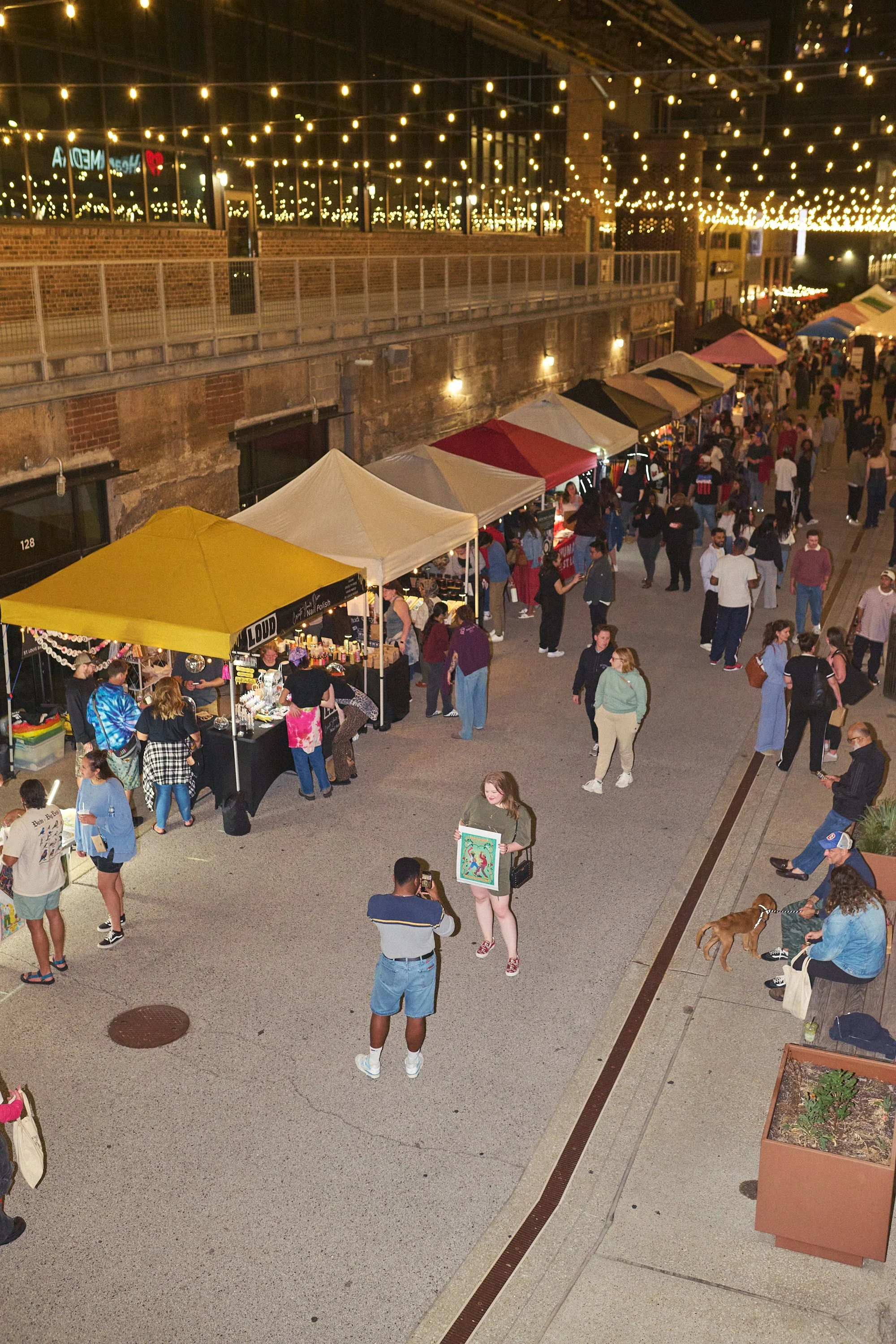 MAYSNIGHTMARKET_925_118.jpg