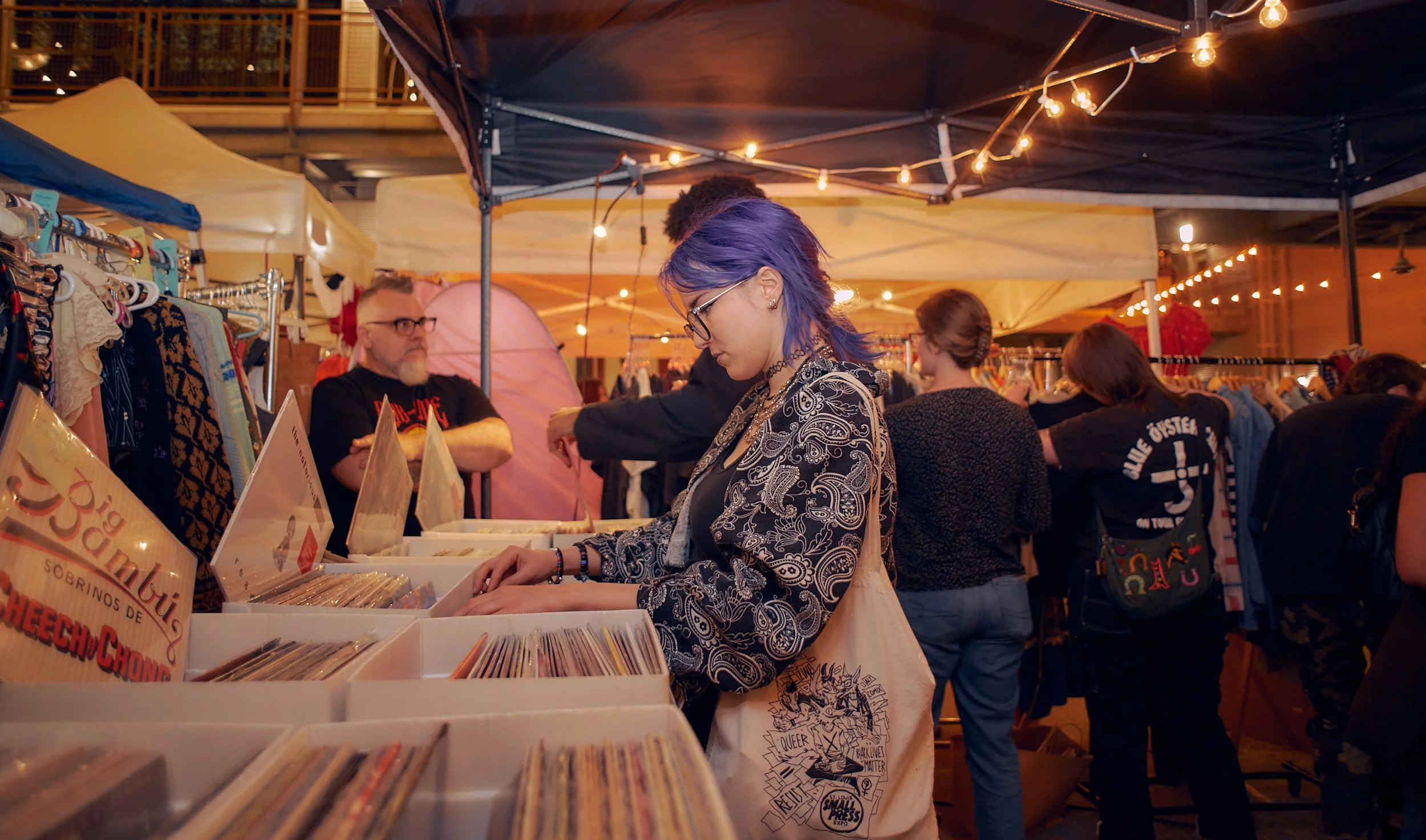 MAYSNIGHTMARKET_112.jpg