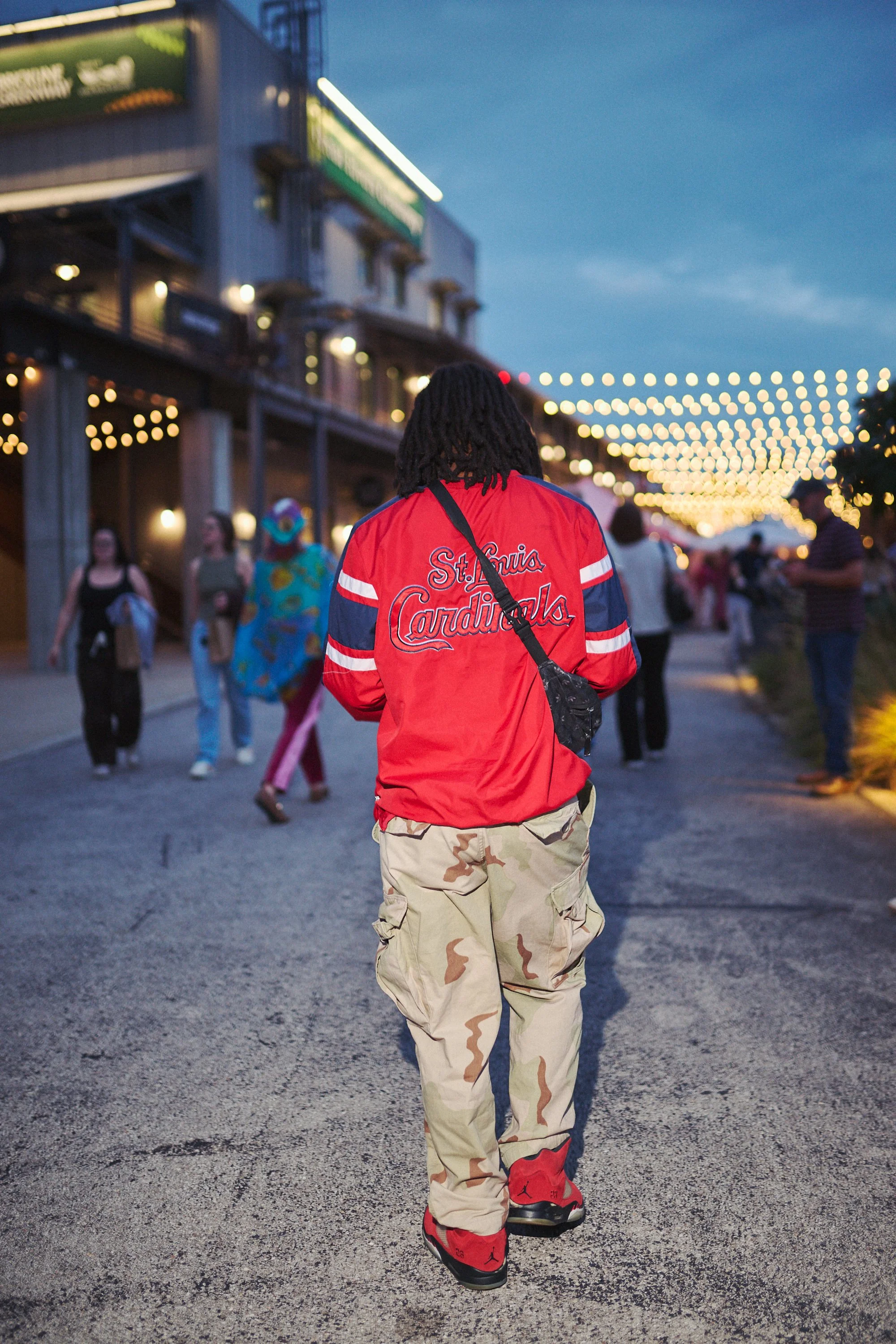 MAYSNIGHTMARKET_925_3.jpg