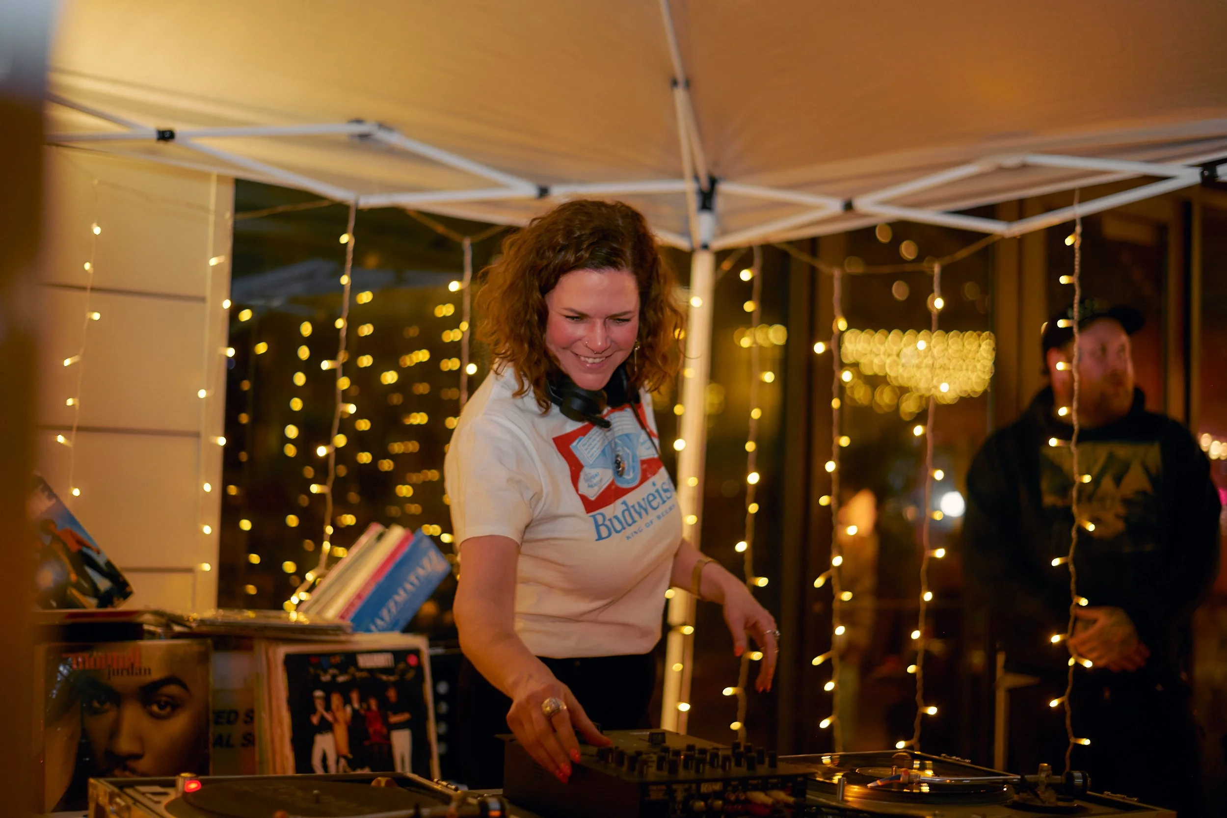 MAYSNIGHTMARKET_123.jpg