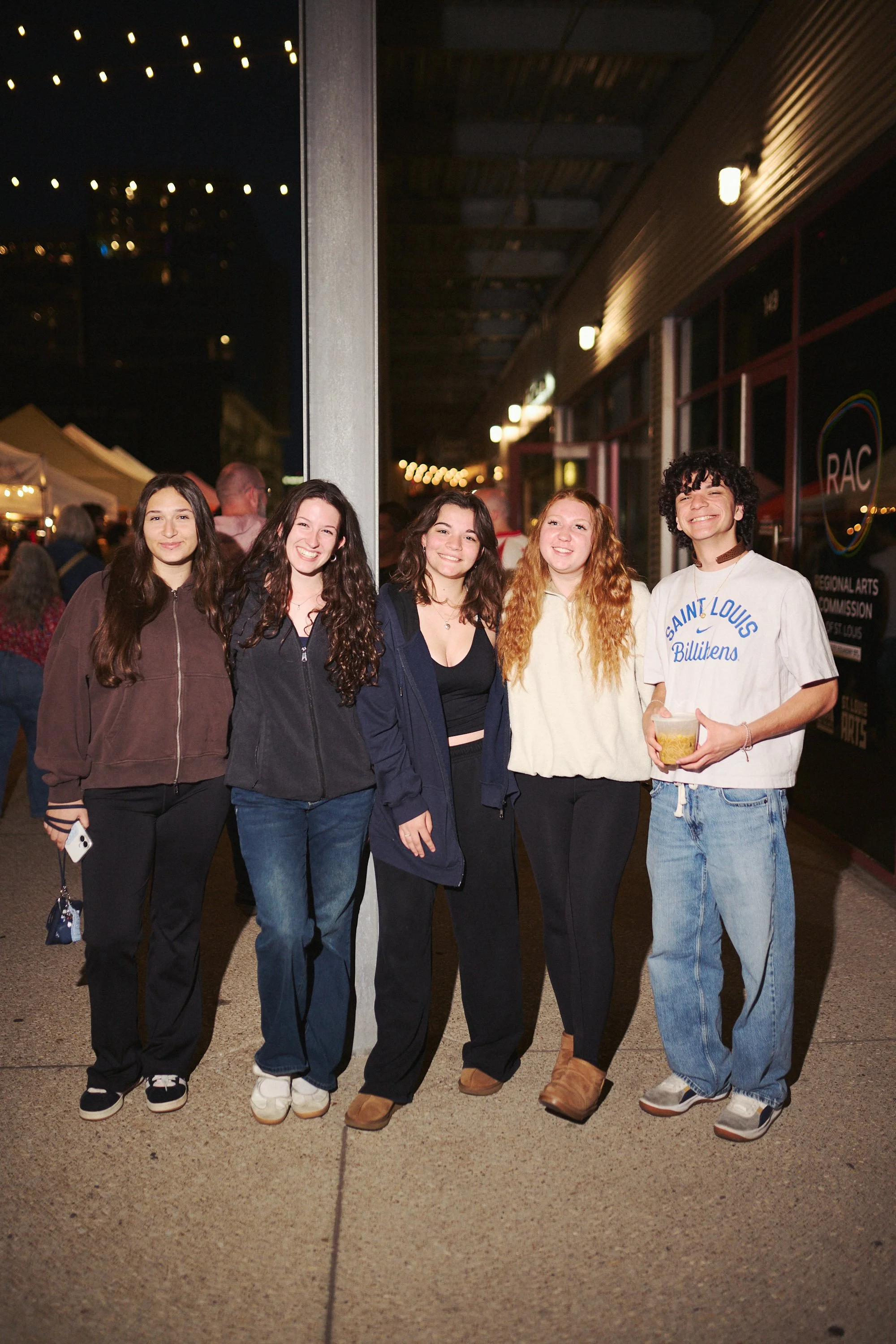 MAYSNIGHTMARKET_925_9.jpg