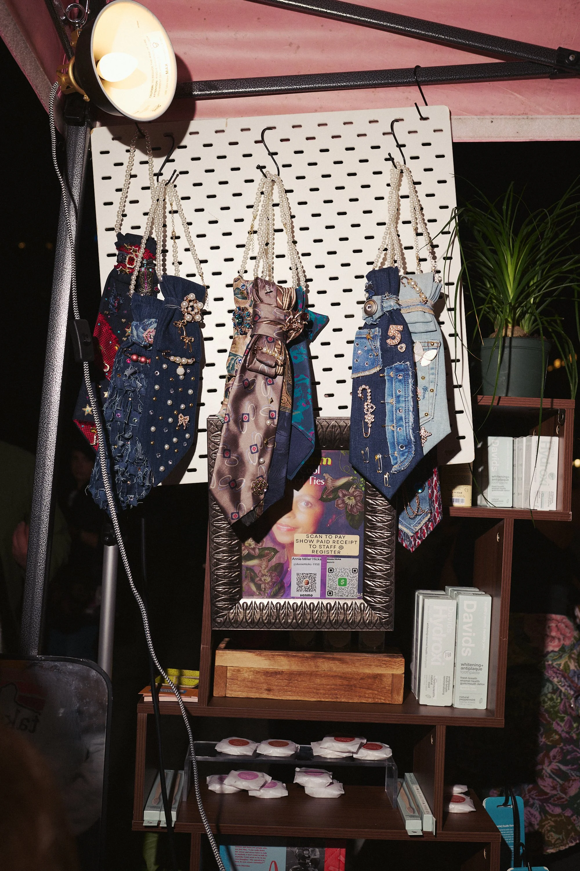 MAYSNIGHTMARKET_925_19.jpg