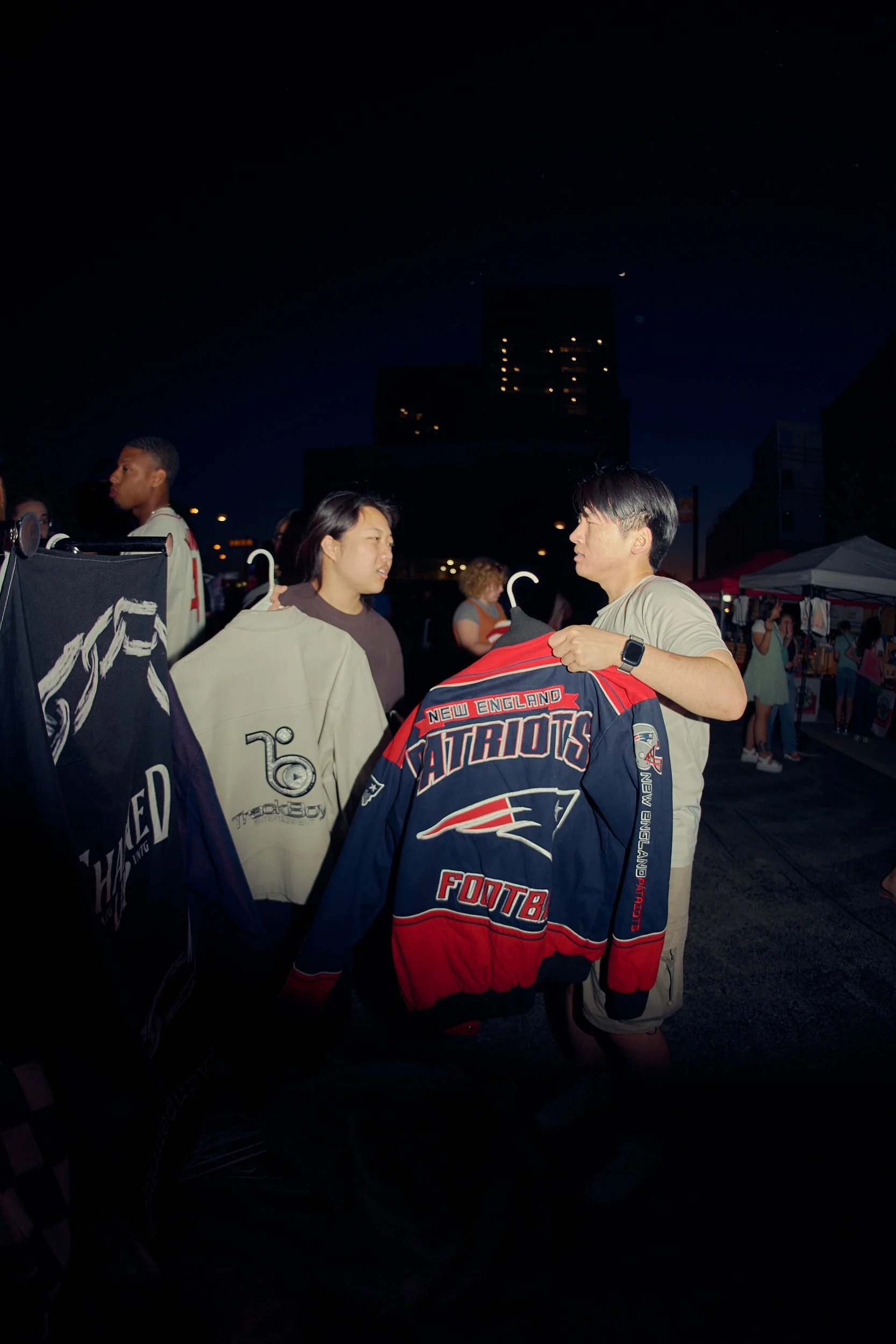 MAYSNIGHTMARKET_85.jpg