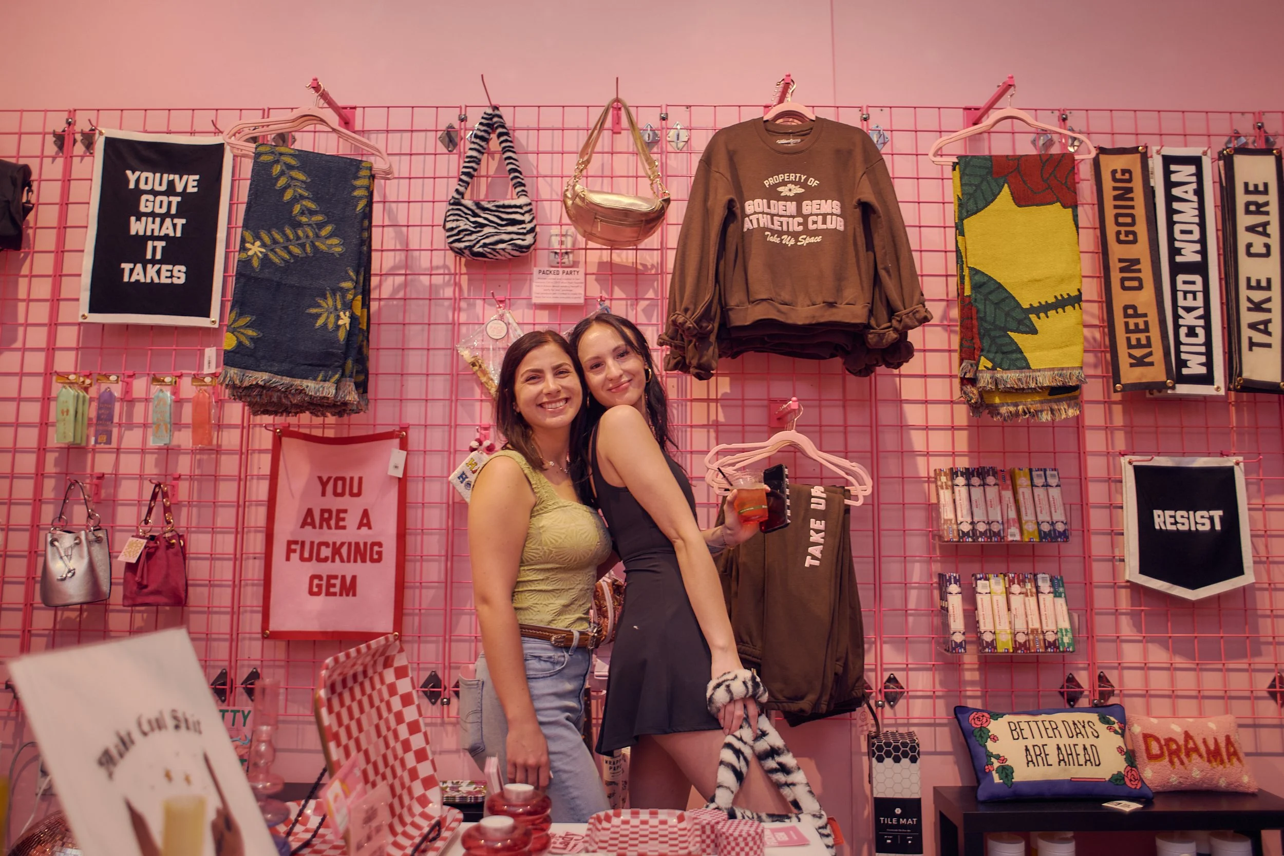 MAYSNIGHTMARKET_105.jpg