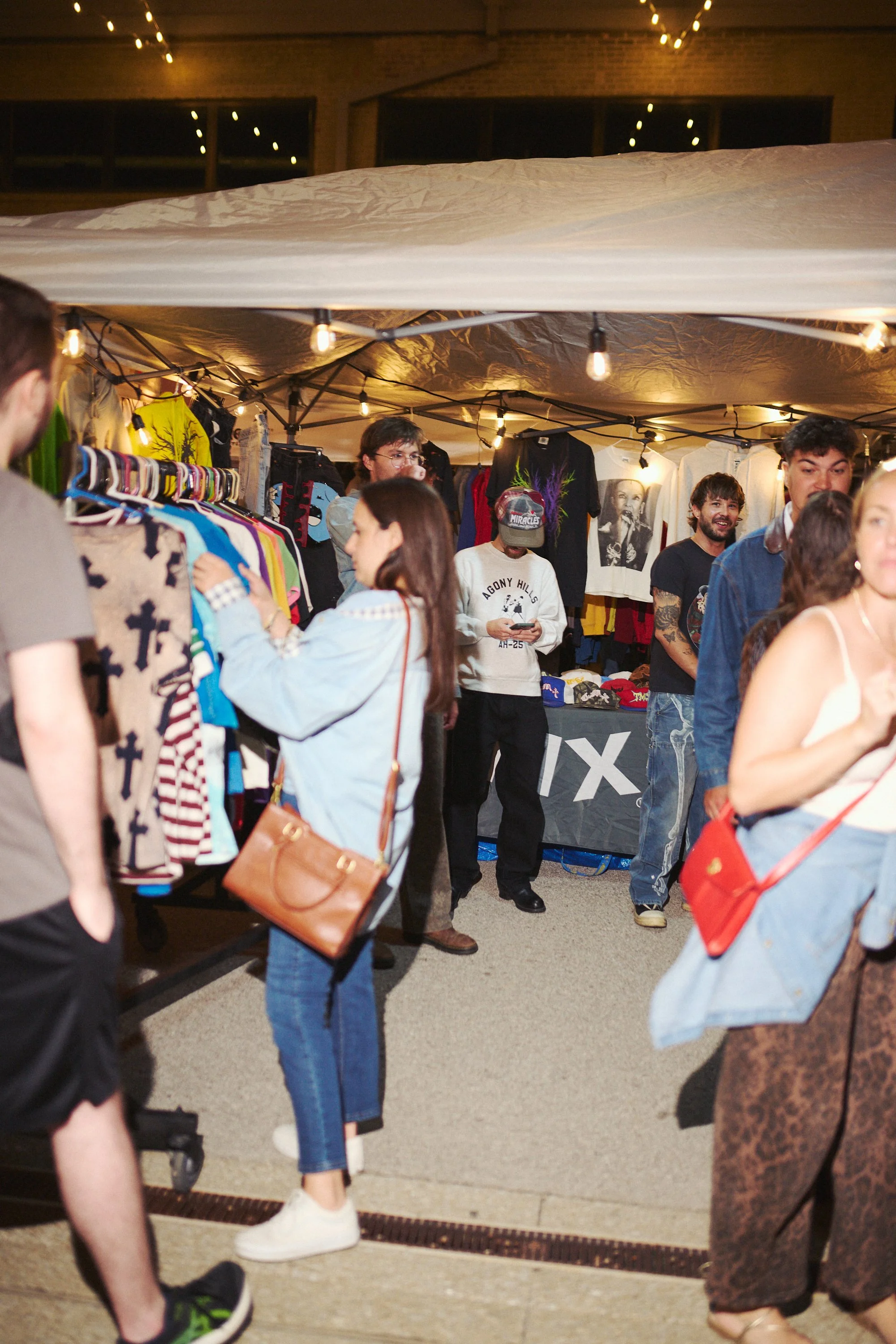 MAYSNIGHTMARKET_925_11.jpg