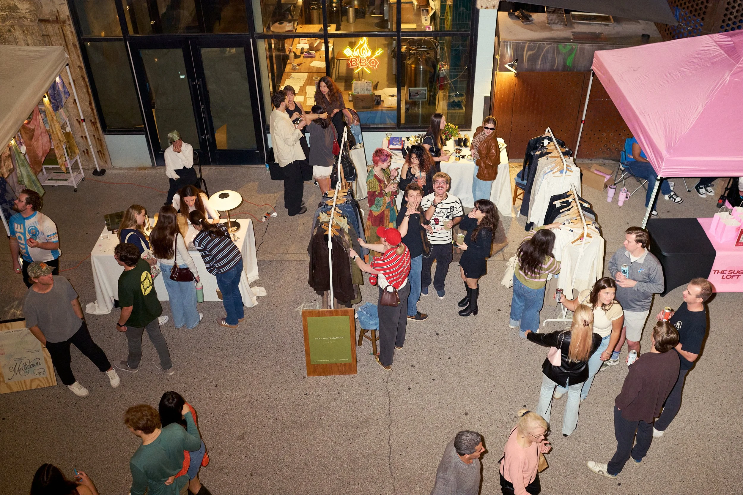 MAYSNIGHTMARKET_925_122.jpg