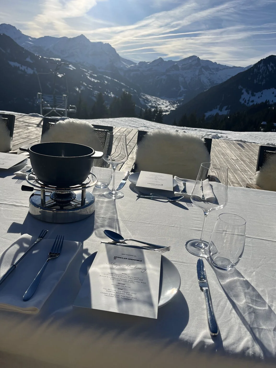 Calligraphed menus for Moncler X Mytheresa event