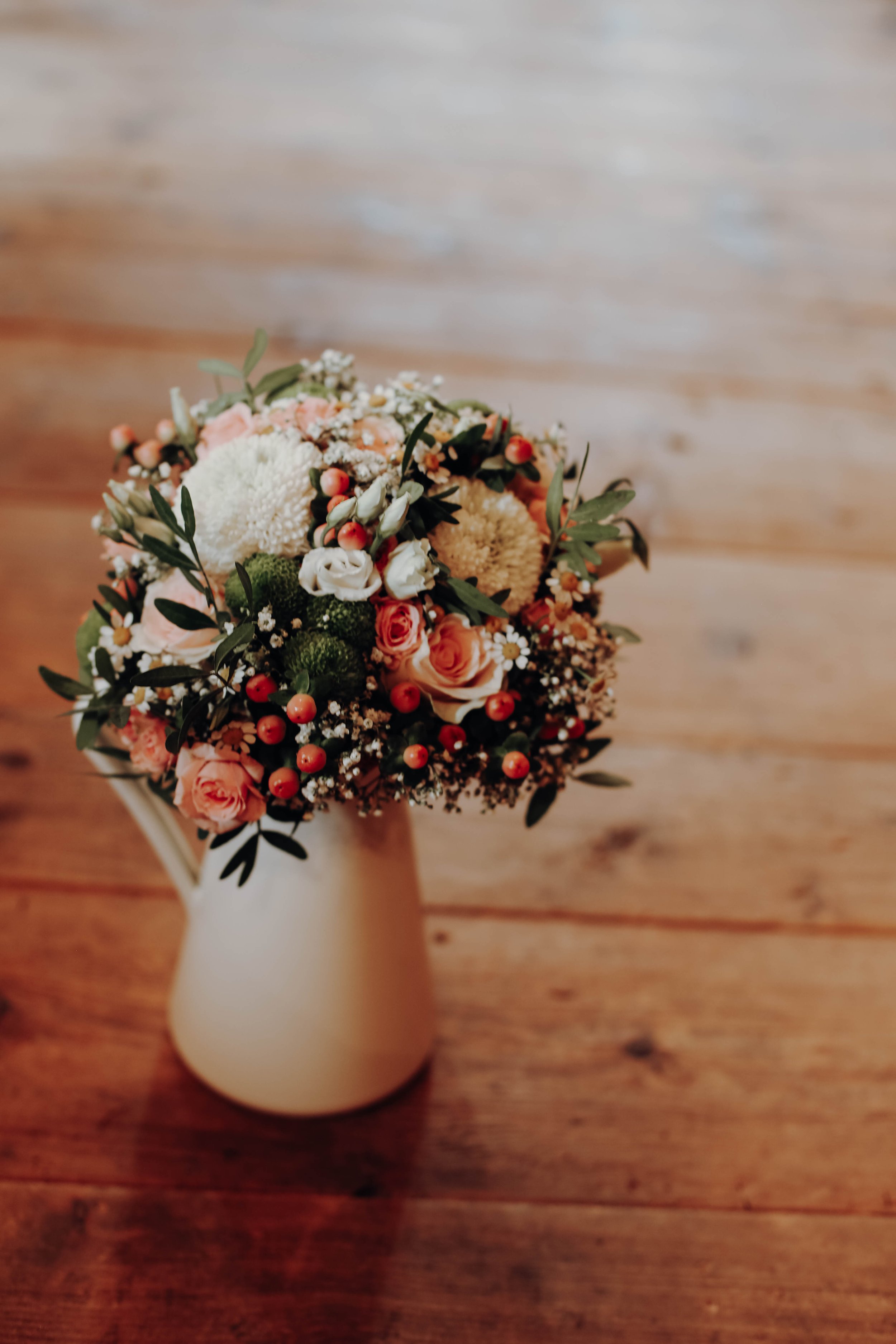Heiraten in den Bergen in Filzmoos, Österreich, auf der Löckenwaldhütte (Die Alm Filzmoos - Weddings & Events).