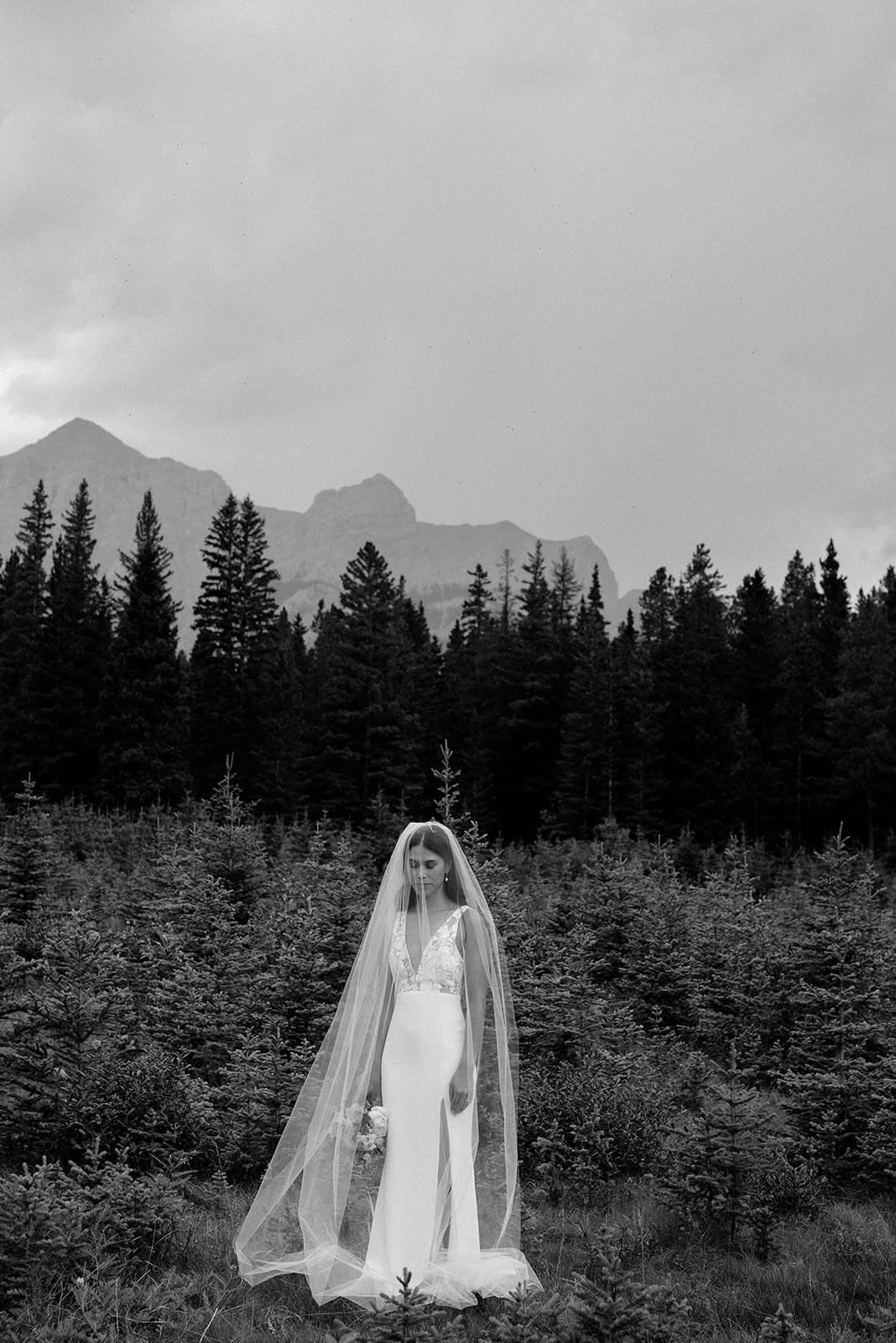 blair-marie-photography-best-engagement-wedding-photographer-banff-canmore