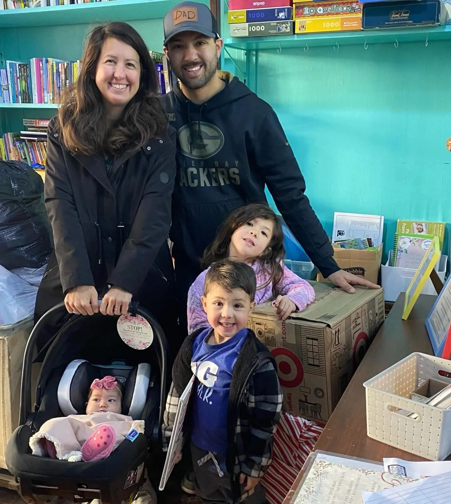 Signal Hill Santa Benny&rsquo;s Bodega Book Donation 🎅🏻🎄✨

During our movie night Mondays this year, we collected children&rsquo;s books to donate to @bennys_bodega ( a local nonprofit that helps struggling families)! 

Thanks to all of you, last 