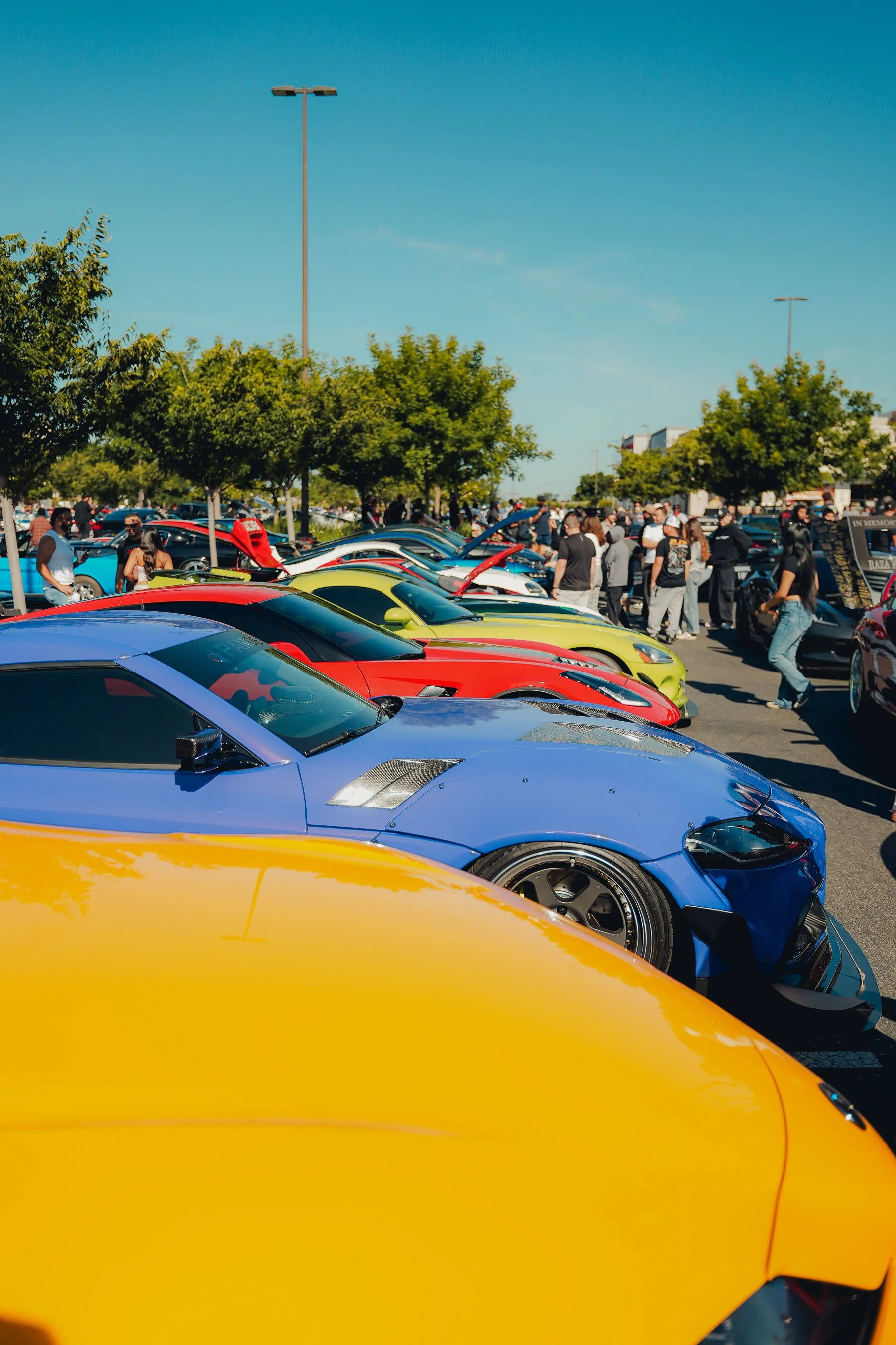CARS & COFFEE