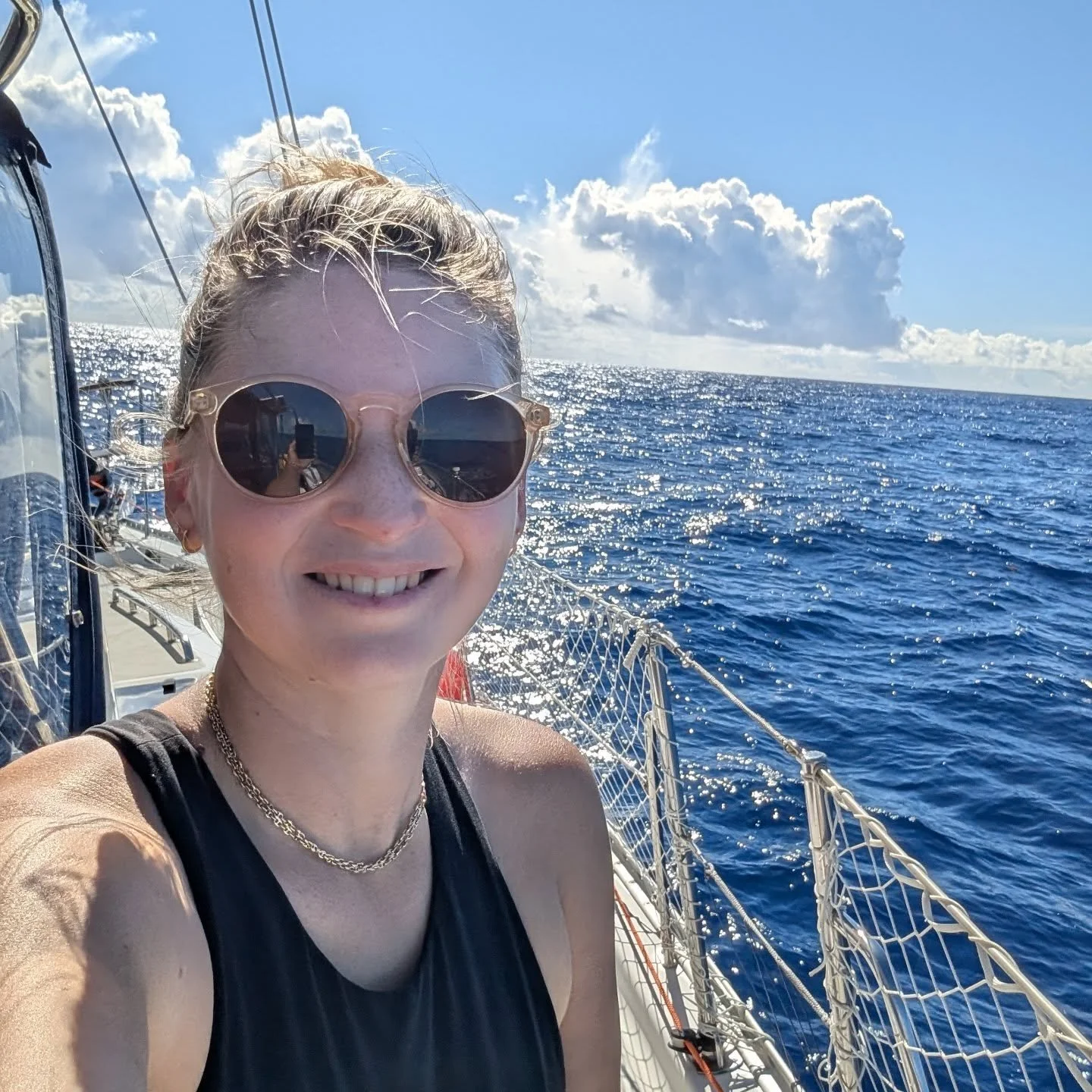 530 miles left to go! 

SV Saturday Sun and her crew are flying towards Antigua at 6 knots. Hopefully we'll be dropping anchor and heading ashore on Friday in English Harbor 🌊⛵