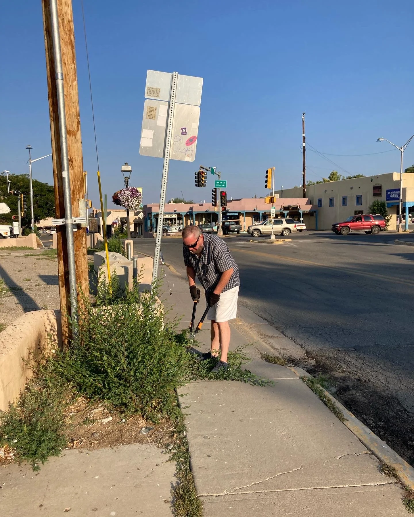 Taos Beautification 07