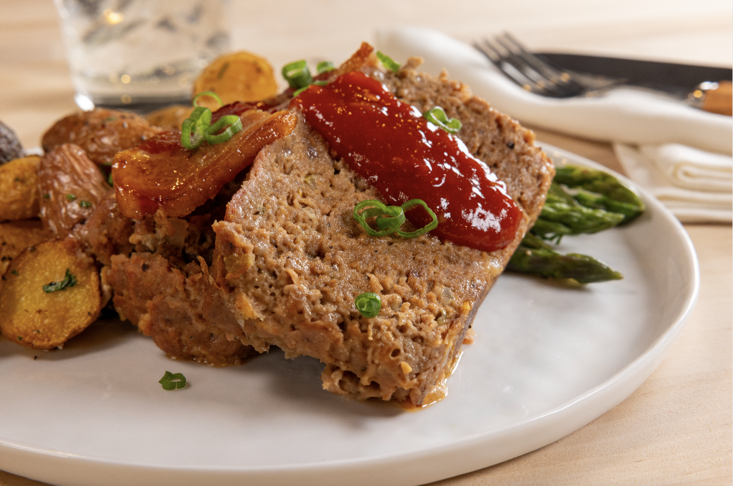 Authentic Panko used as a cost-effective, egg-free binder in Japanese Meatloaf, achieving labor savings and consistent texture for foodservice production
