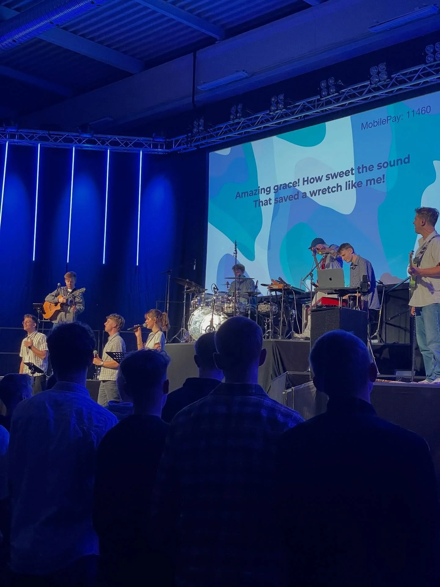 I weekenden ramte NE Event i Vejle⚡️Det var en mega sjov weekend med masser af god stemning, godt selskab og gode input om tro, Gud og Jesus ✝️
Og Christian og Hannibal vandt Spikeball turneringen 💪🔥

Tak til @imudk for en fantastisk indsats