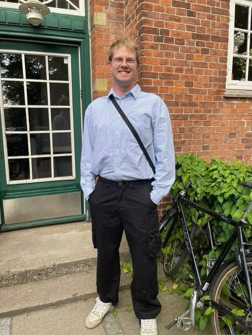 Ny l&aelig;rer ansat 1. Feb. 😃🙏👏🏻

M&oslash;d Tobias Ledet Olsen. En ny mand ombord p&aring; holdet. 28 &aring;r, matematik- og naturvidenskabelig l&aelig;rer med b&aring;de outdoor og krea evner.

Vi siger VELKOMMEN i NE familien!🥰🙏