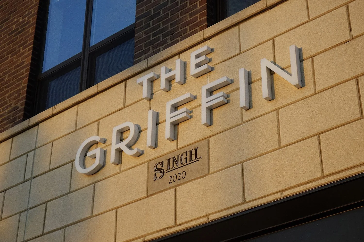 0 Griffin Exterior Large GR - Exterior - 07 edit01.jpg