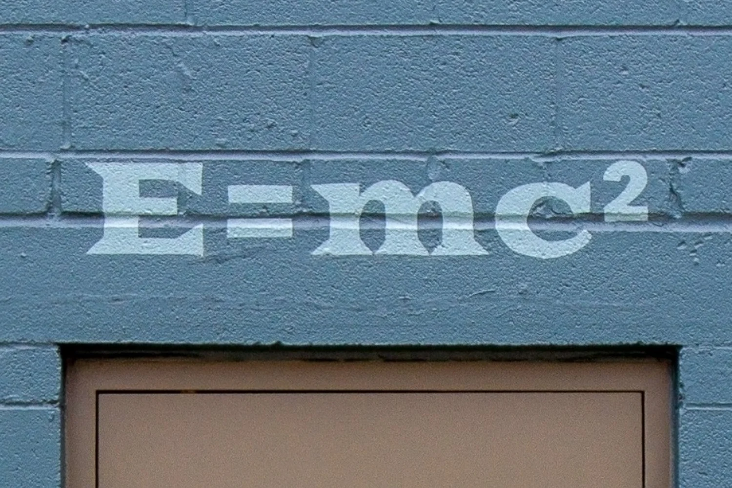 0 SES Ext Rear 03 edit01.jpg