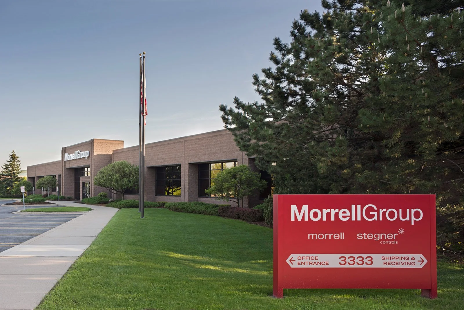 0 MorrellG - IO morrell_01.jpg