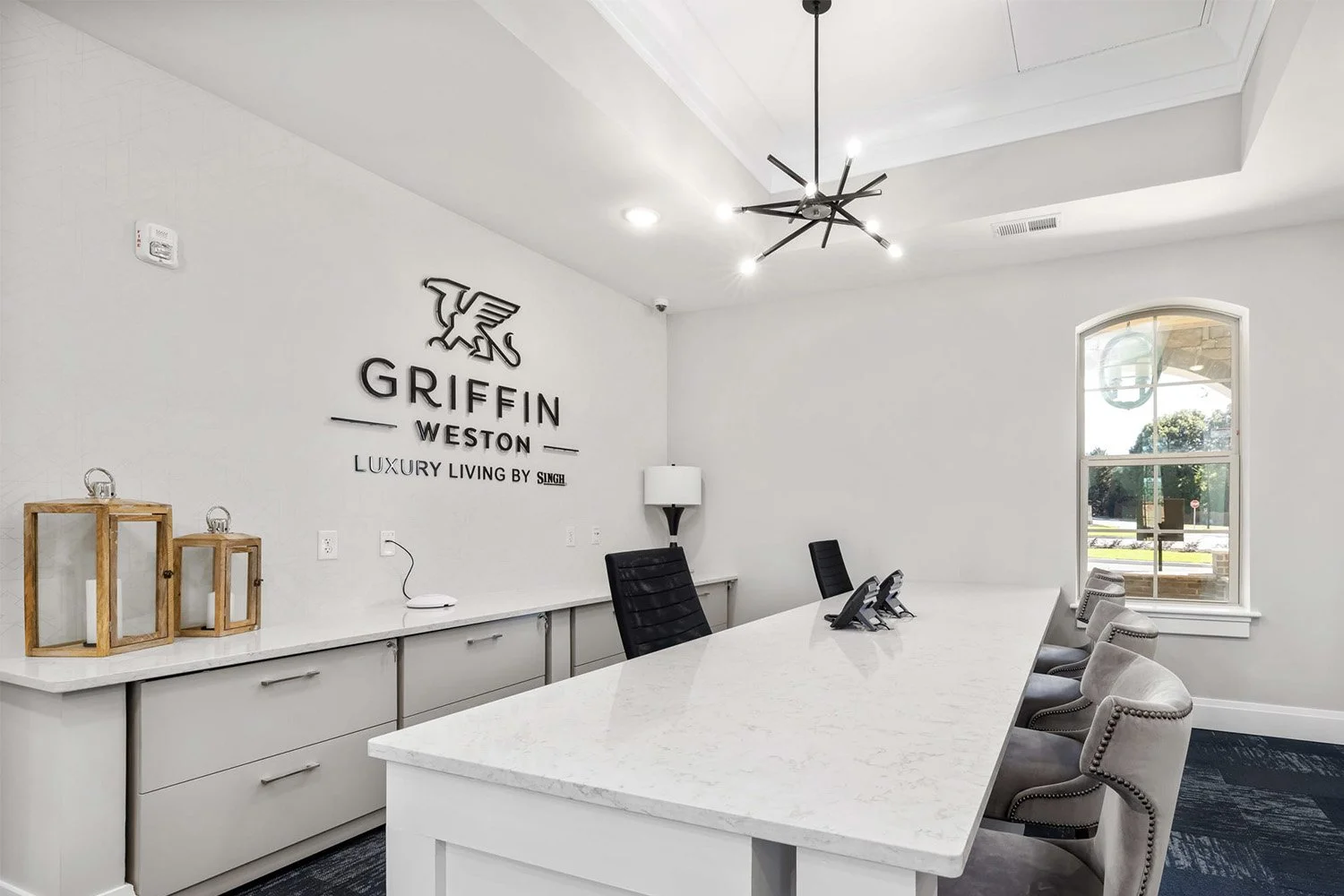 0 Griffin Weston 7k5a9325 1500x1000 edit01.jpg