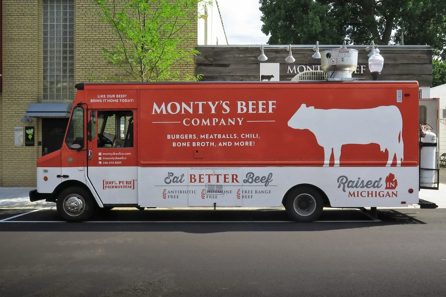 0 Montys Beef - truck01 edit01.jpg