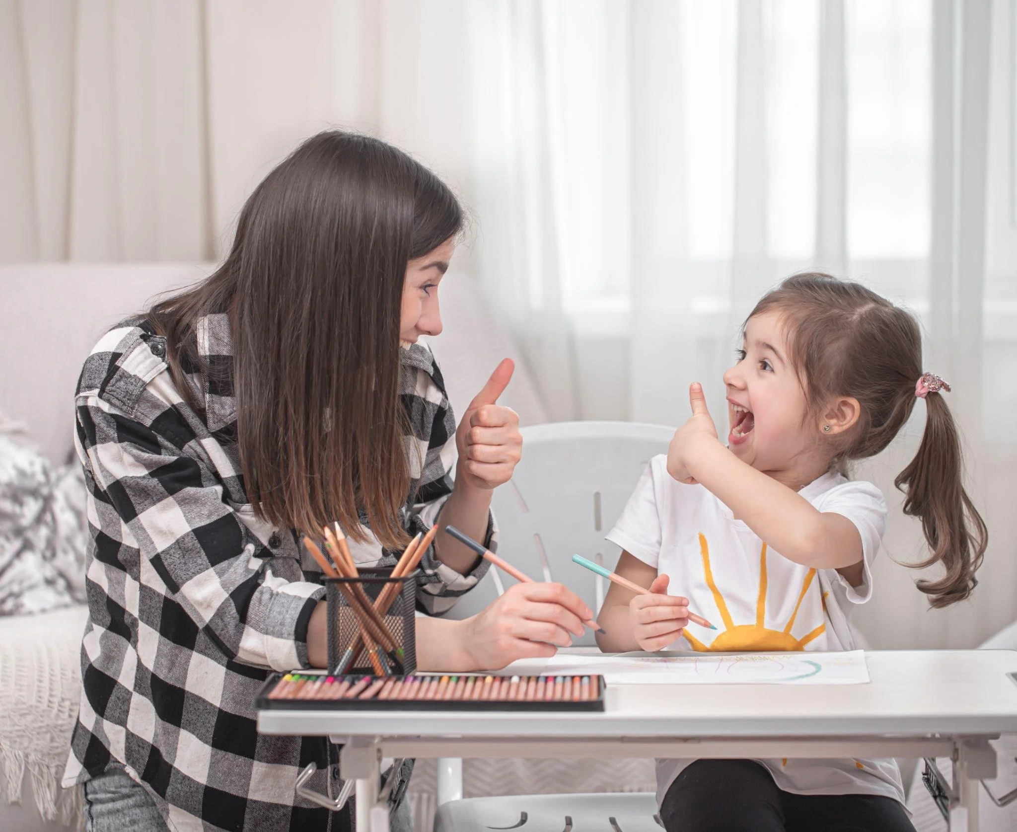 How Parents and Therapists Improve Kids’ Speech