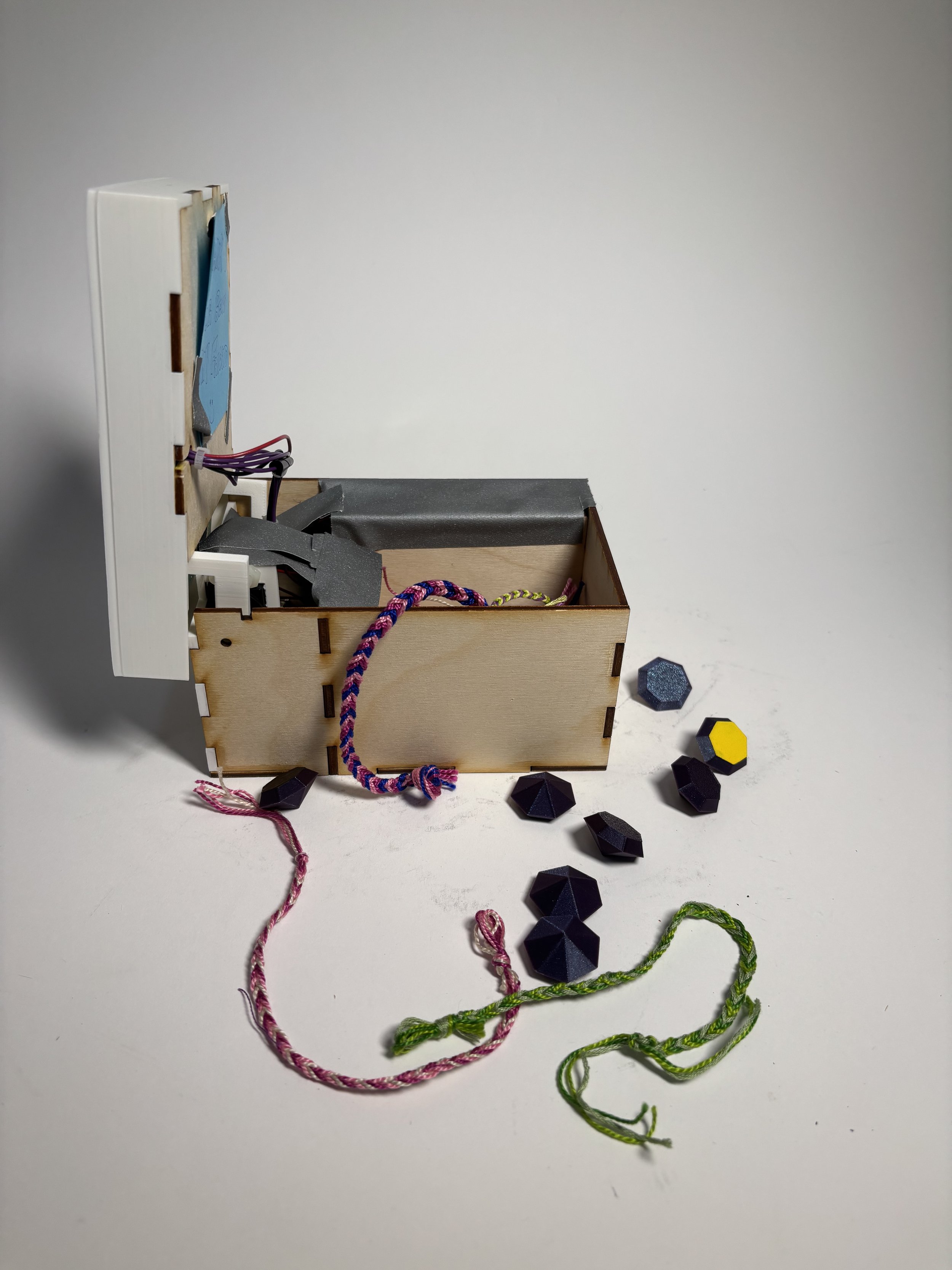 Little Guy Robot & Treasure Box Game