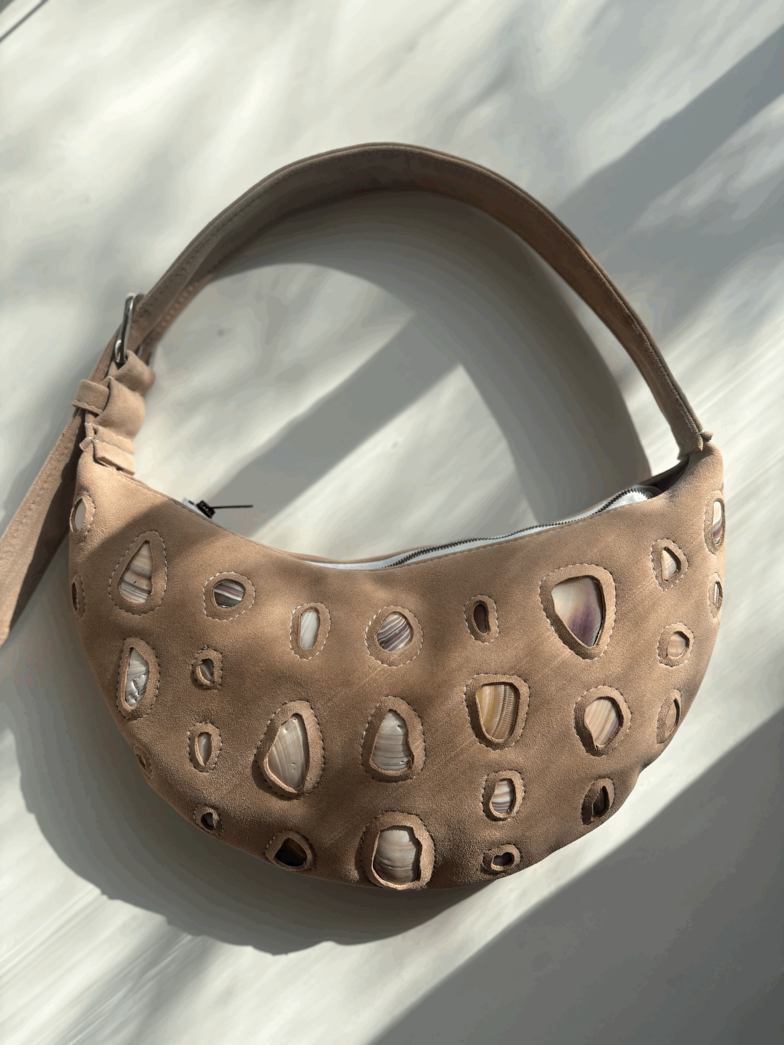 STRANGE ARTIFACTS - Beachcombing Crescent Bag