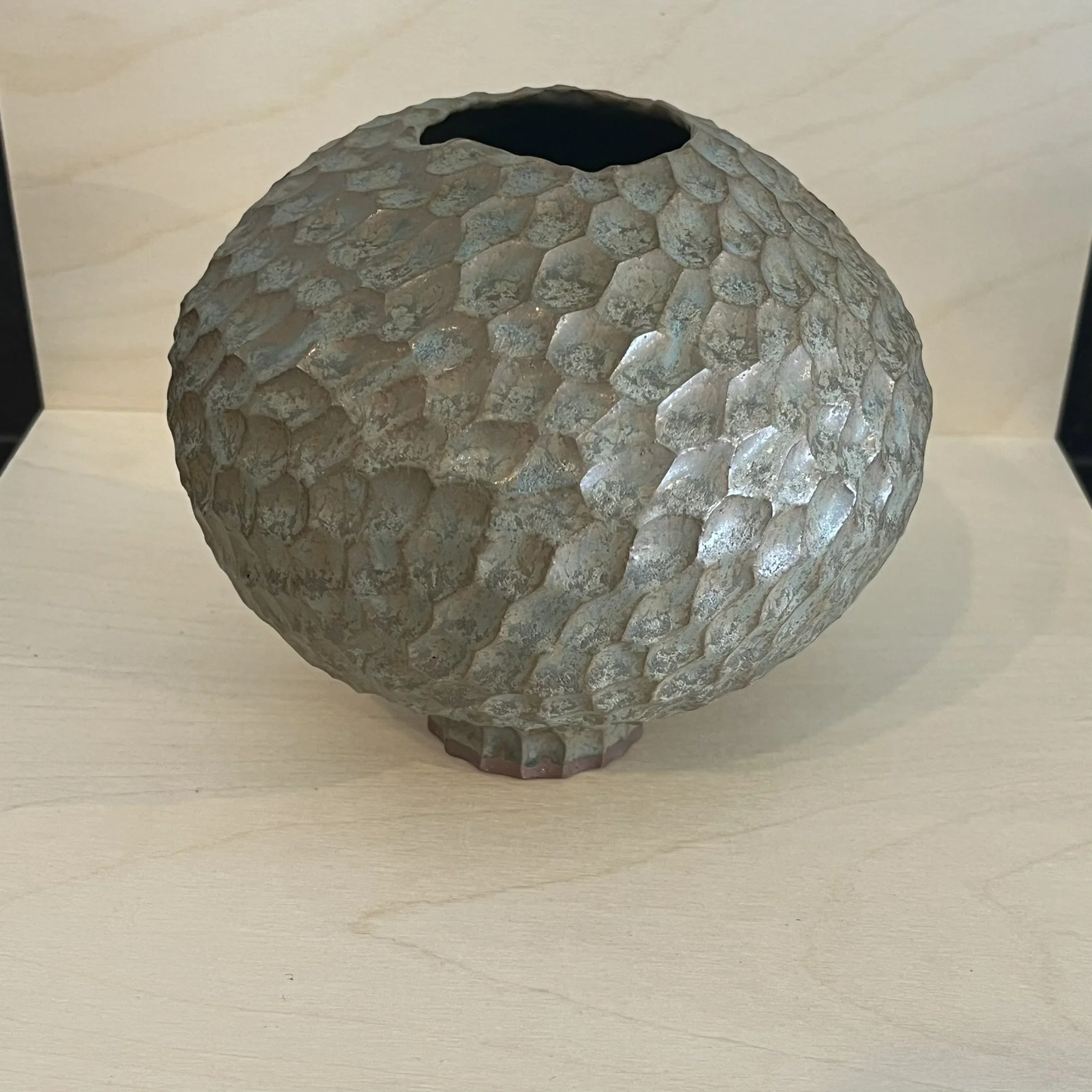 MEDIUM ROUND VASE - Ochre